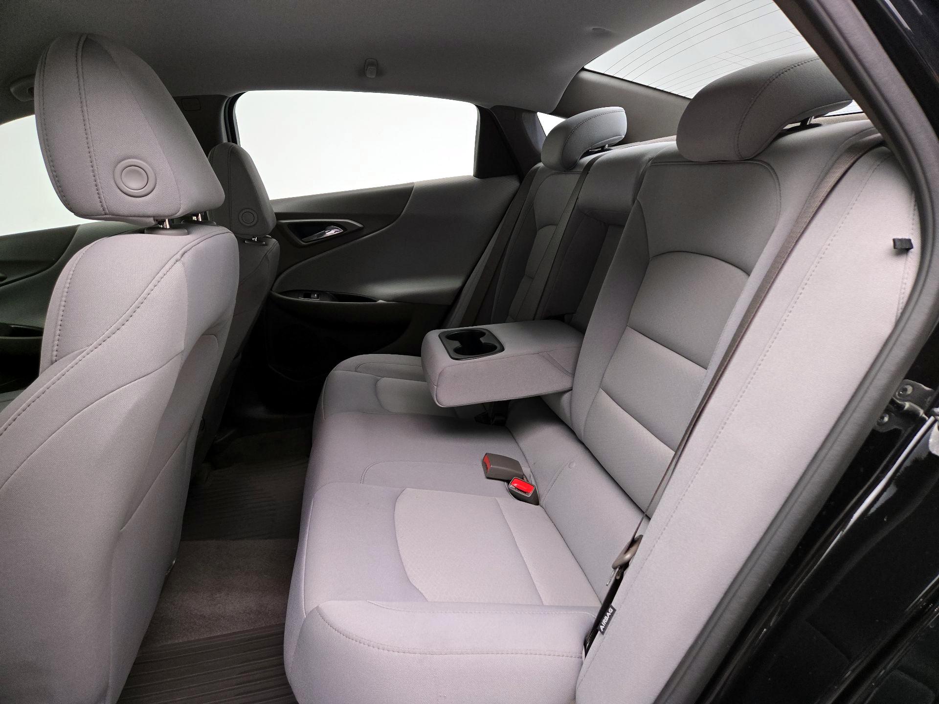 Thumbnail: 2024 Chevrolet Malibu - 19