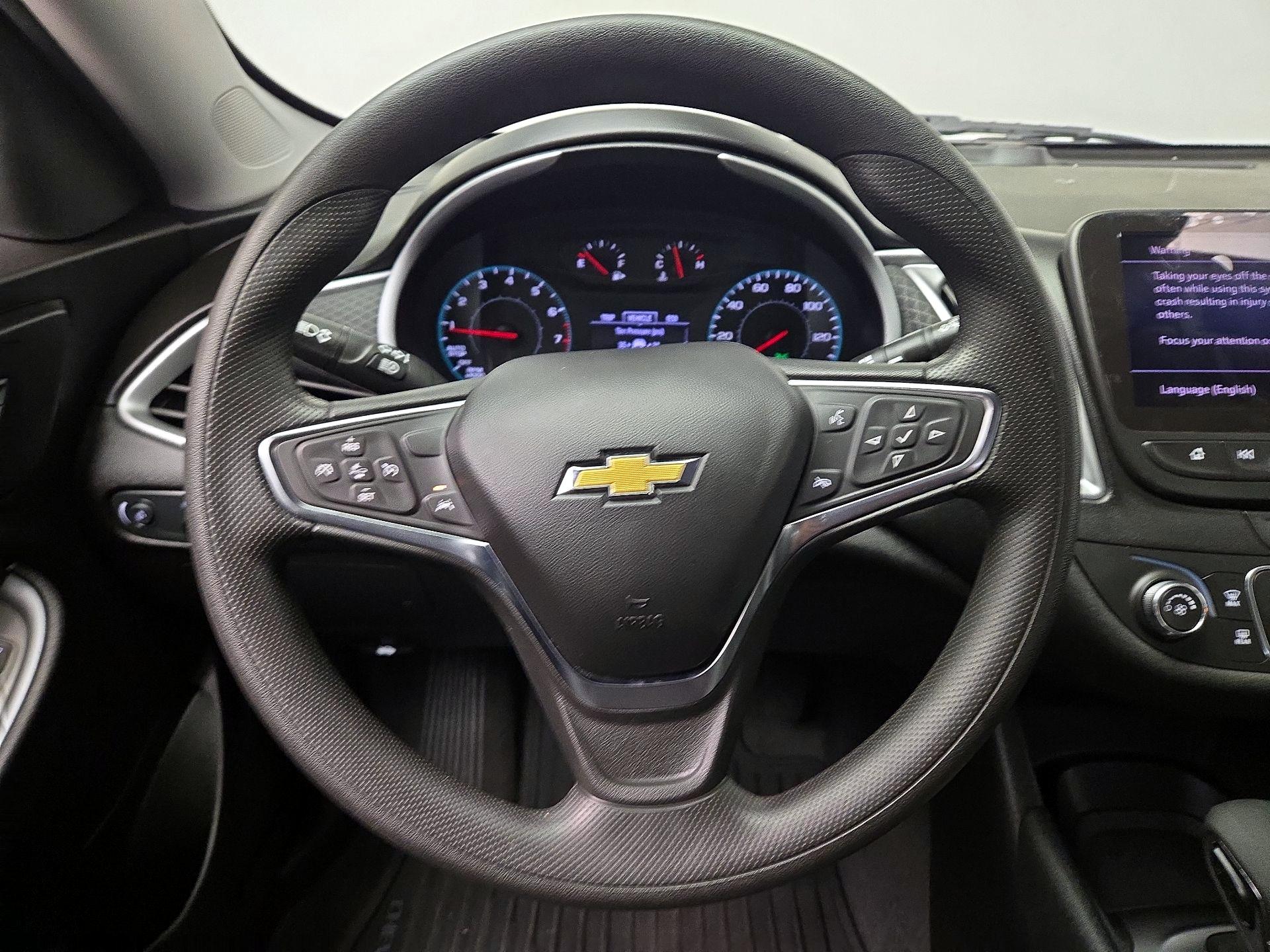 Thumbnail: 2024 Chevrolet Malibu - 10