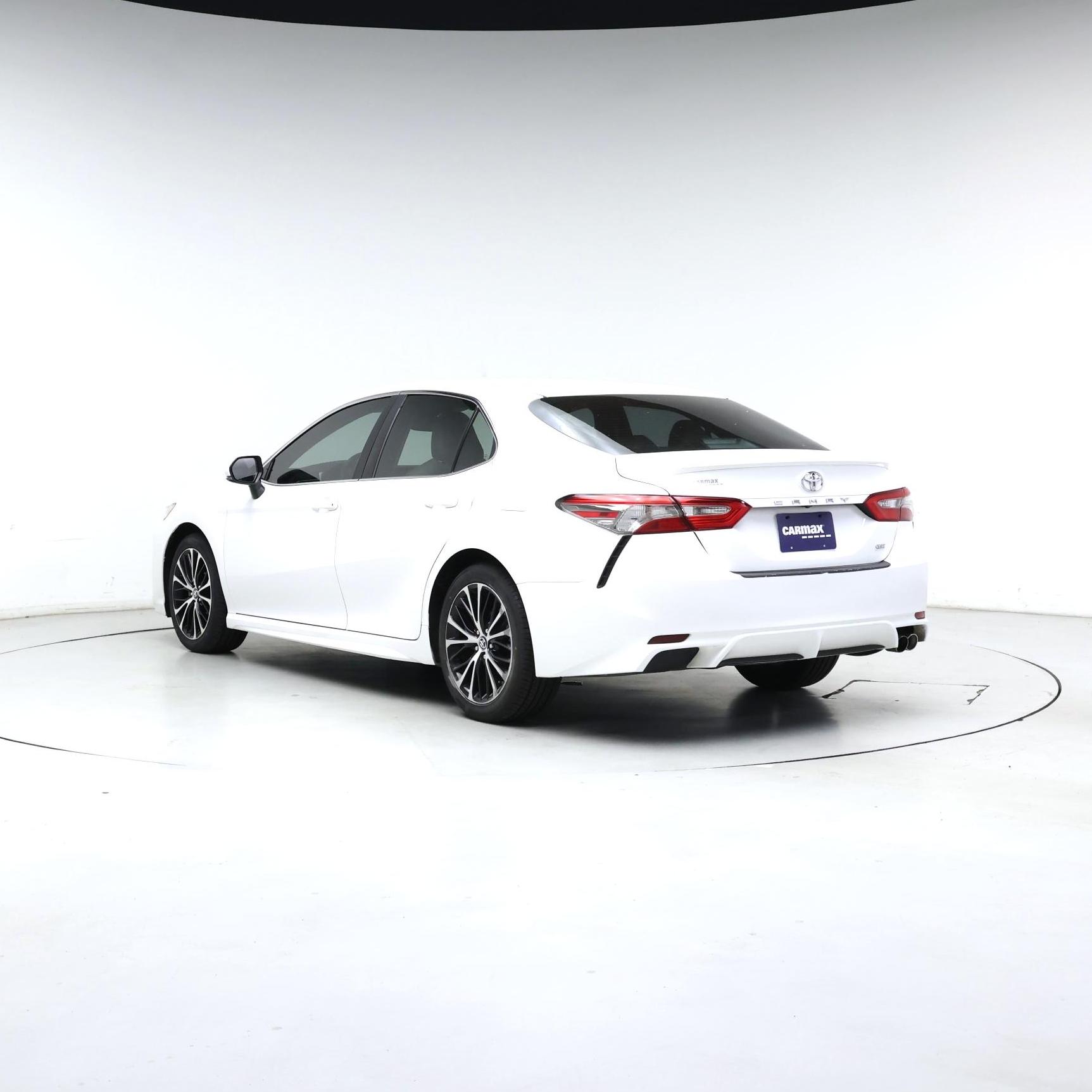 Thumbnail: 2018 Toyota Camry - 2