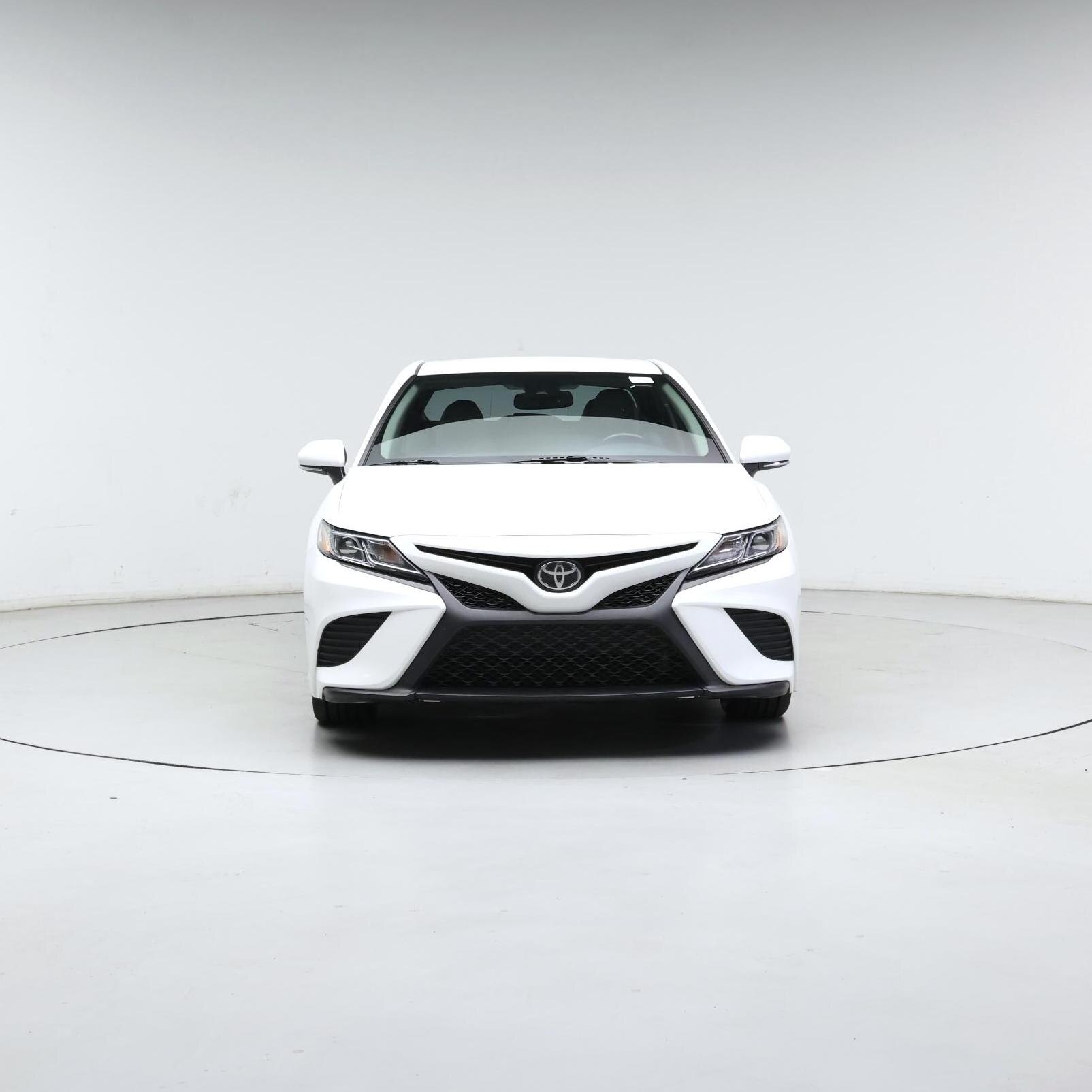 Thumbnail: 2018 Toyota Camry - 5