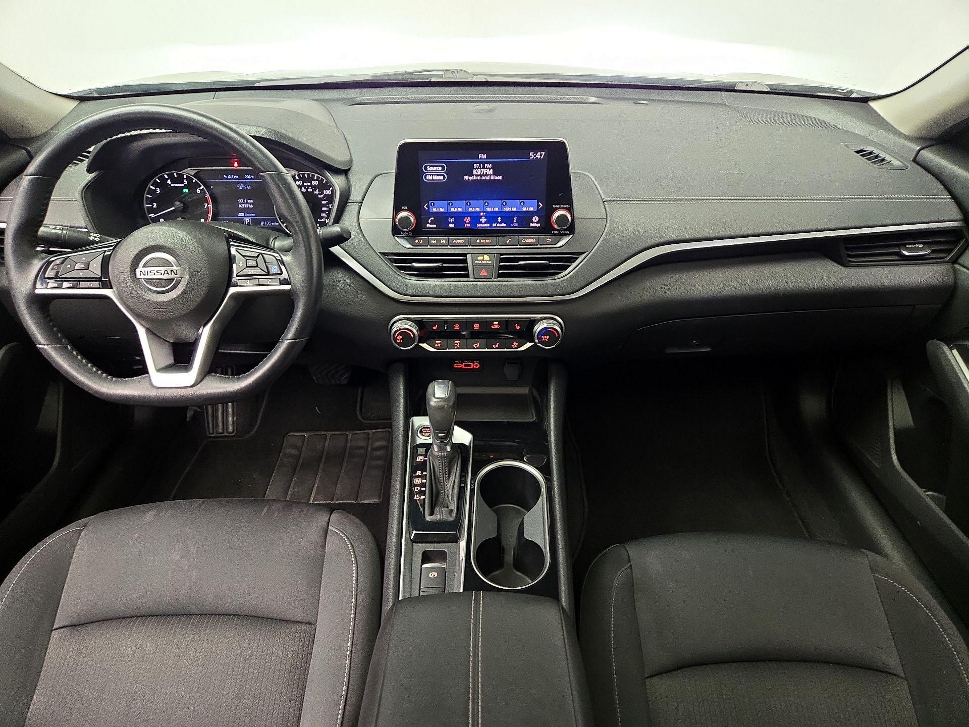 Thumbnail: 2021 Nissan Altima - 9
