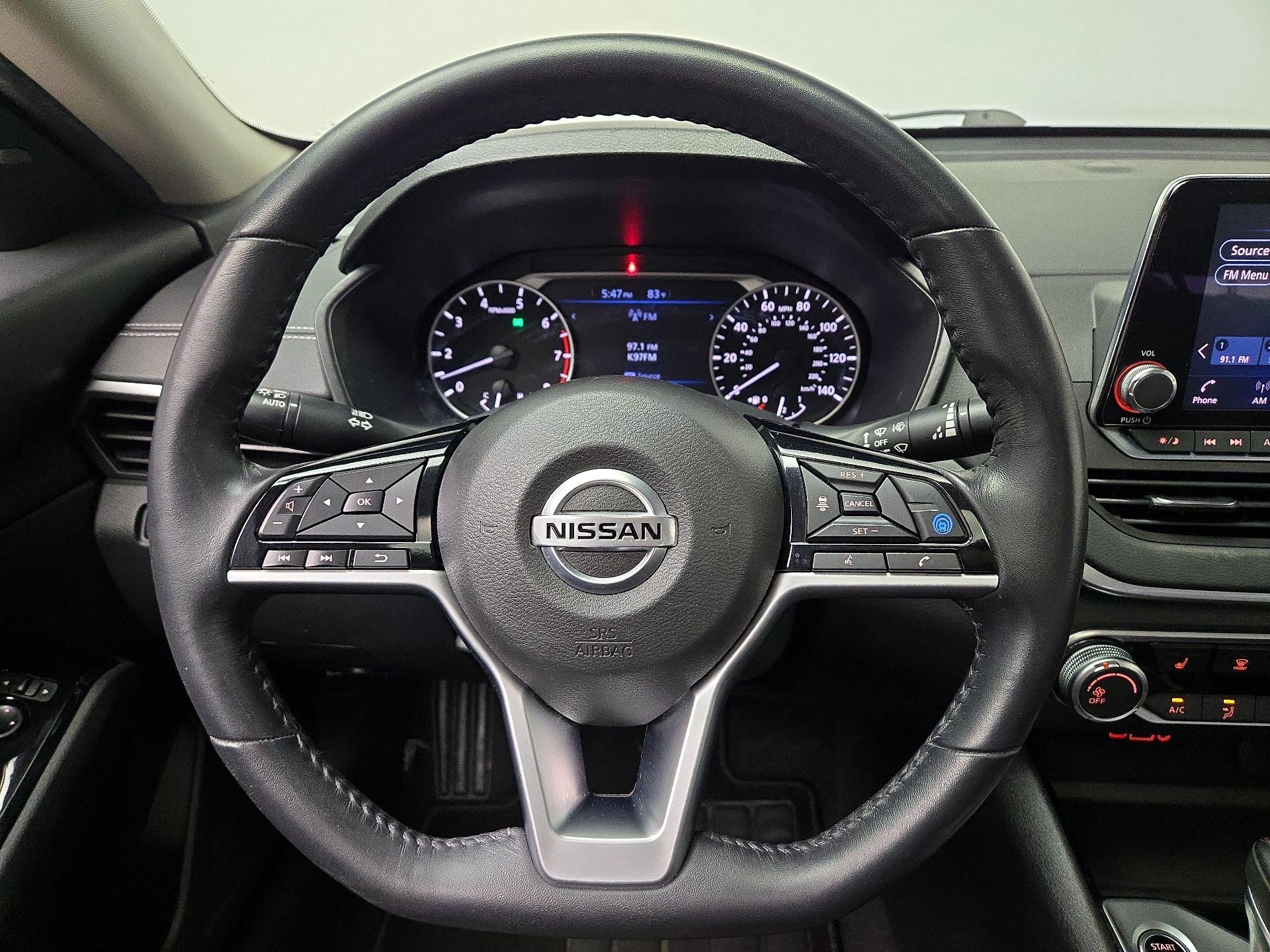 Thumbnail: 2021 Nissan Altima - 10