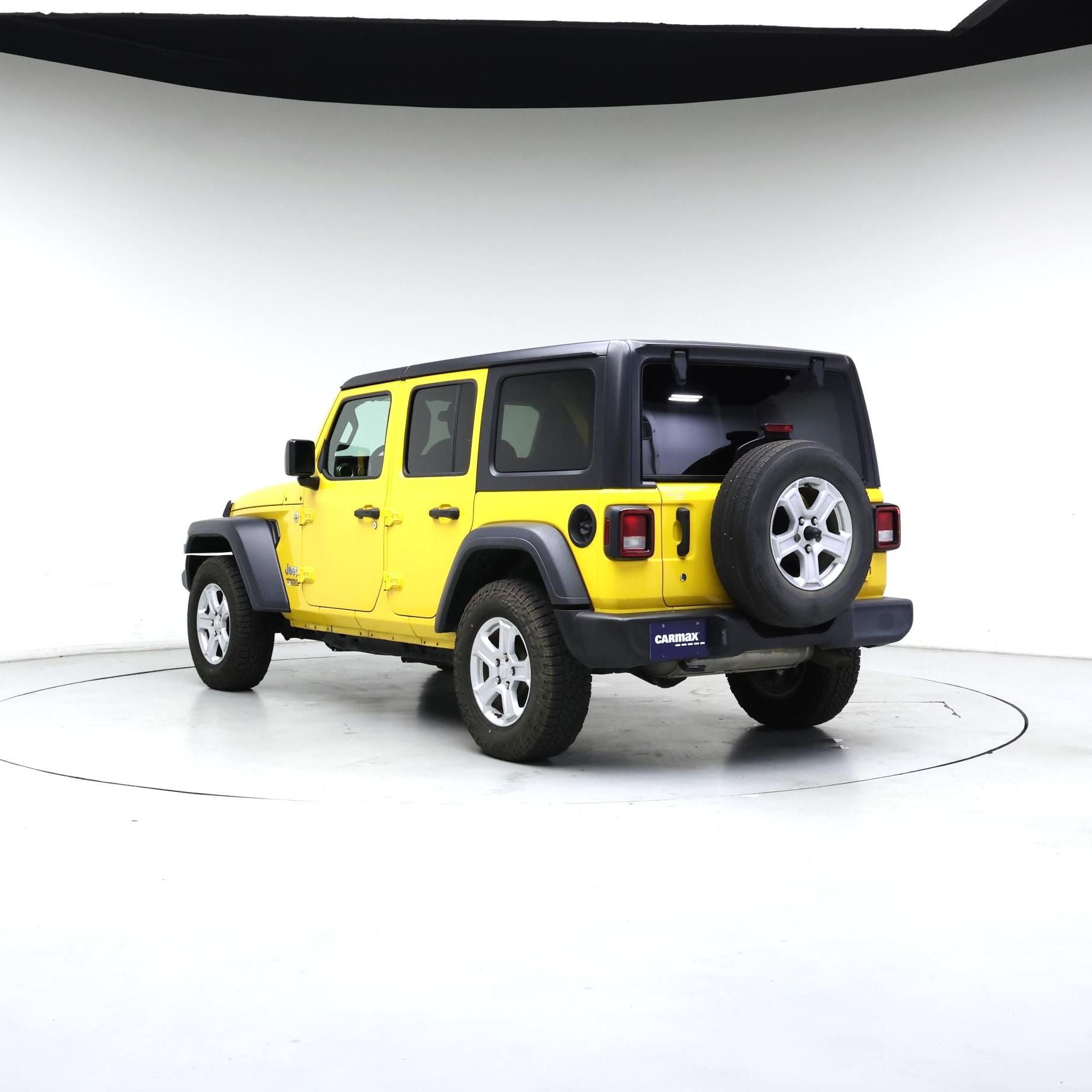 Thumbnail: 2019 Jeep Wrangler - 2