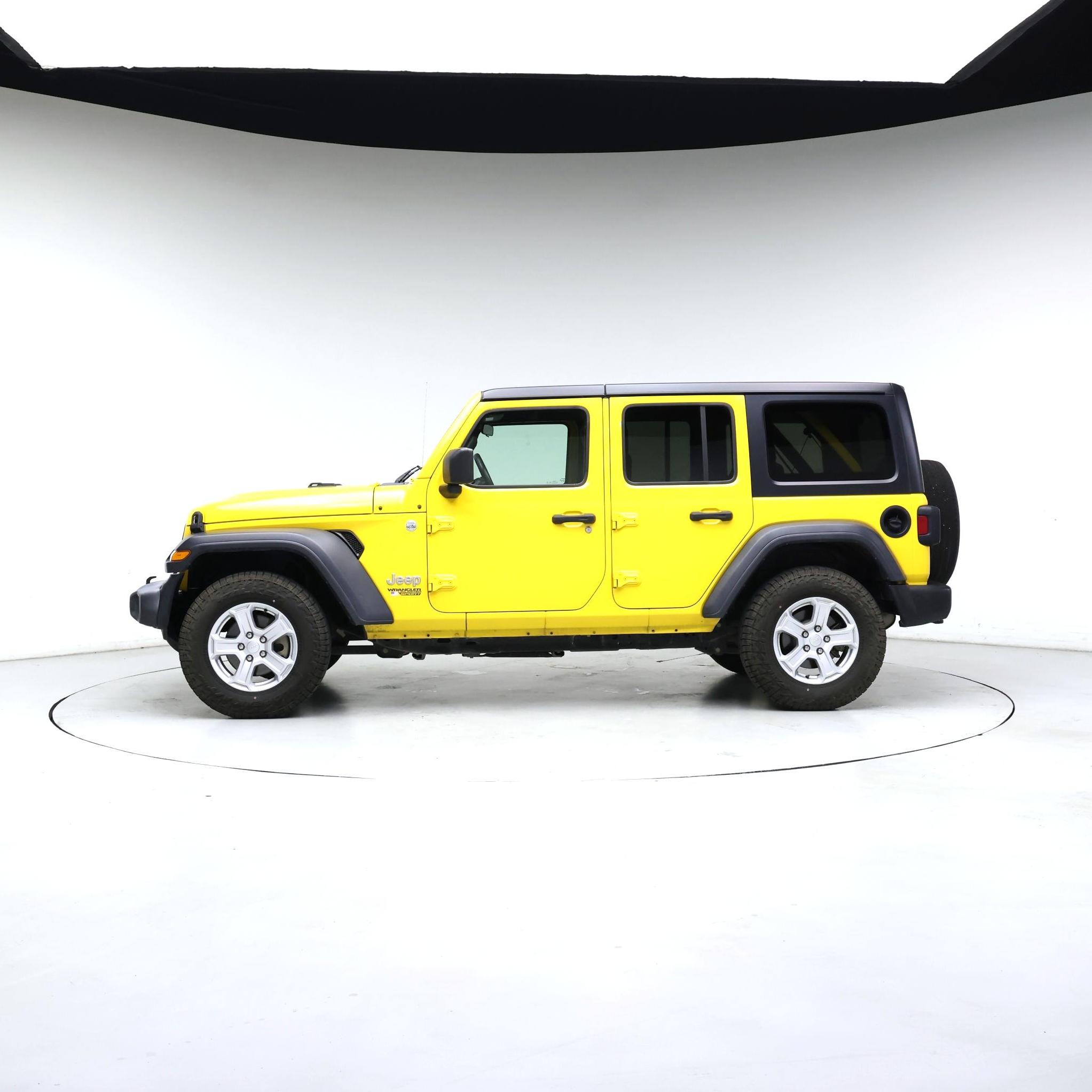 Thumbnail: 2019 Jeep Wrangler - 3