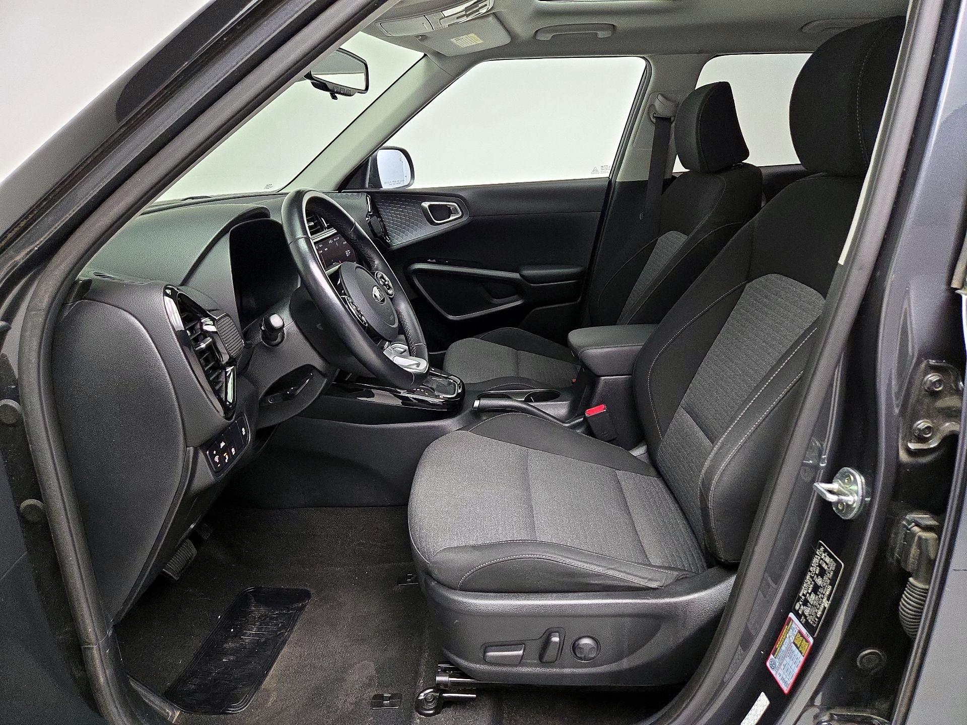 Thumbnail: 2021 Kia Soul - 11