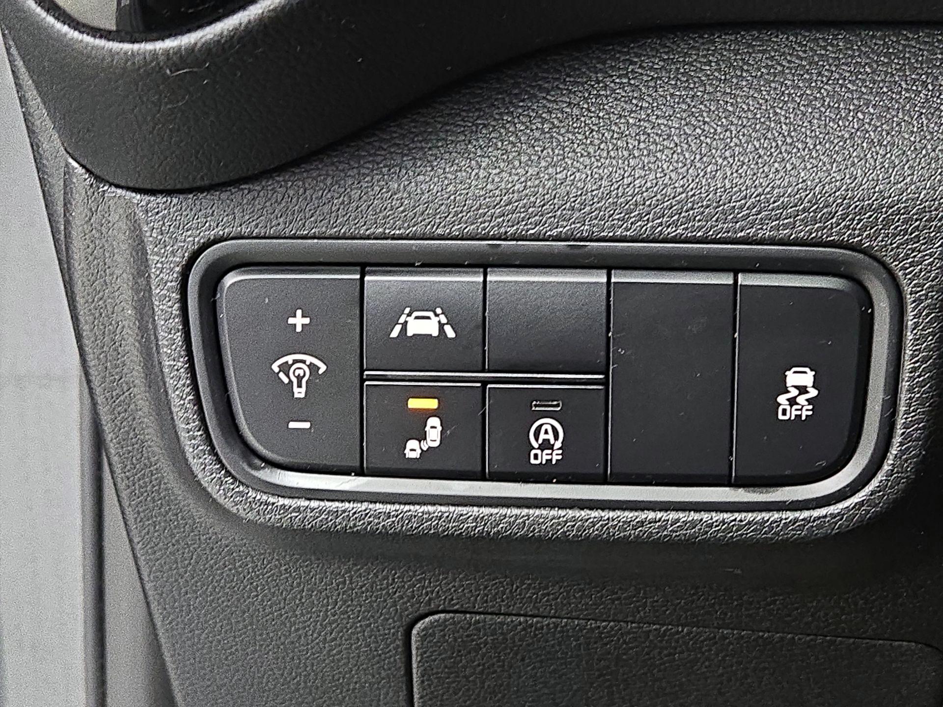 Thumbnail: 2021 Kia Soul - 13