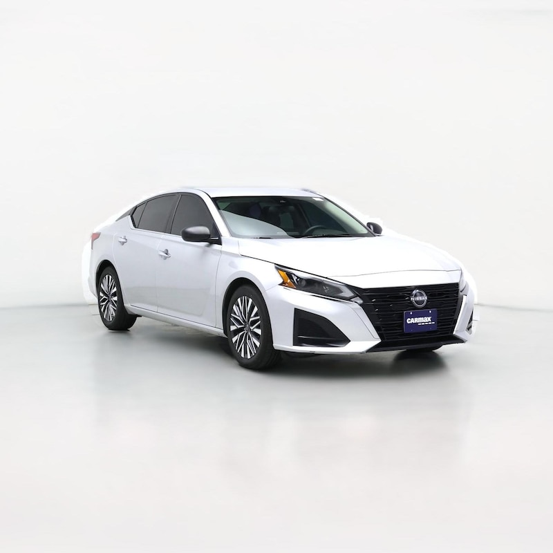2024 Nissan Altima SV