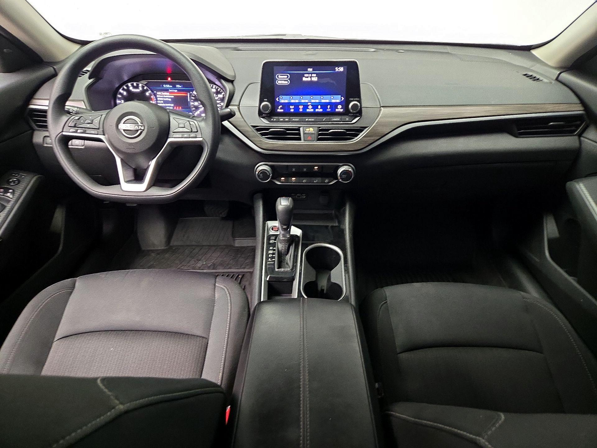 Thumbnail: 2024 Nissan Altima - 9