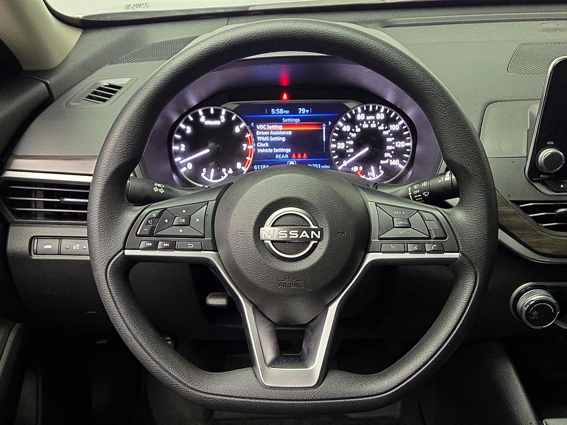 Thumbnail: 2024 Nissan Altima - 10