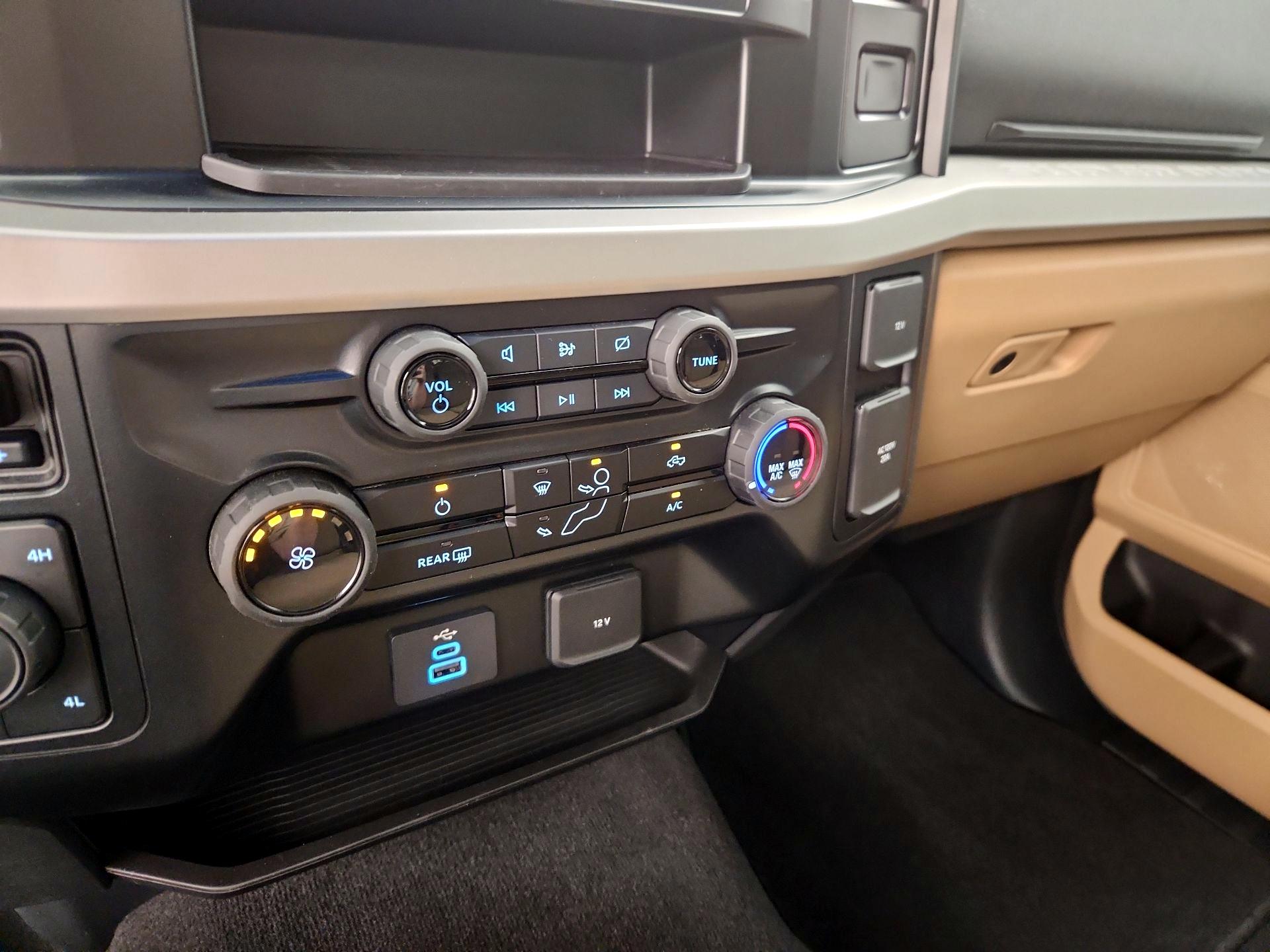 Thumbnail: 2024 Ford F-250 - 16