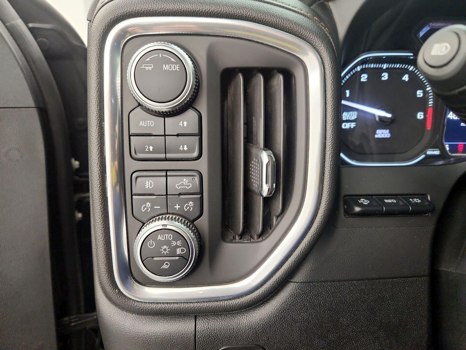 2020 GMC Sierra 1500 AT4 - Photo 14