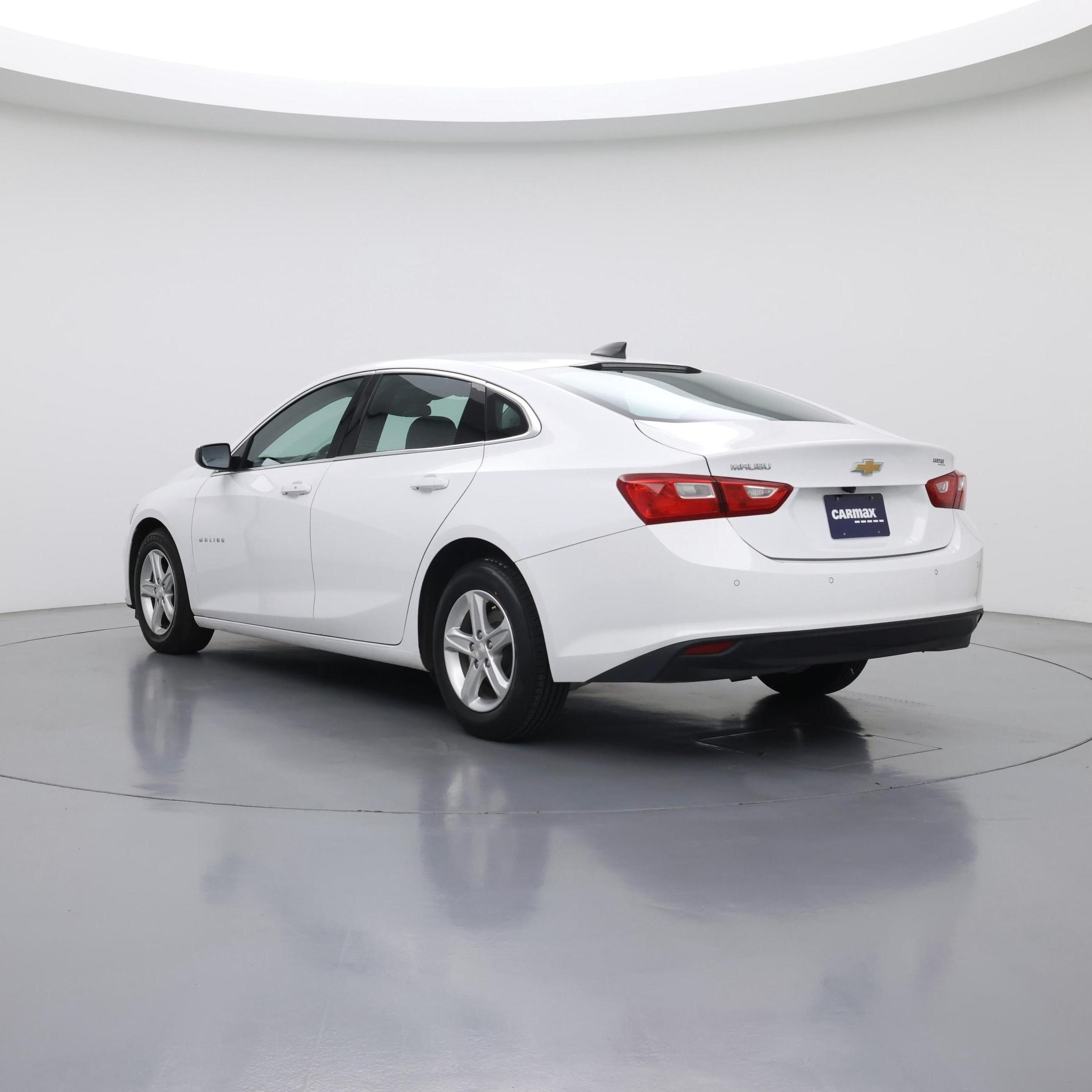 Thumbnail: 2024 Chevrolet Malibu - 2