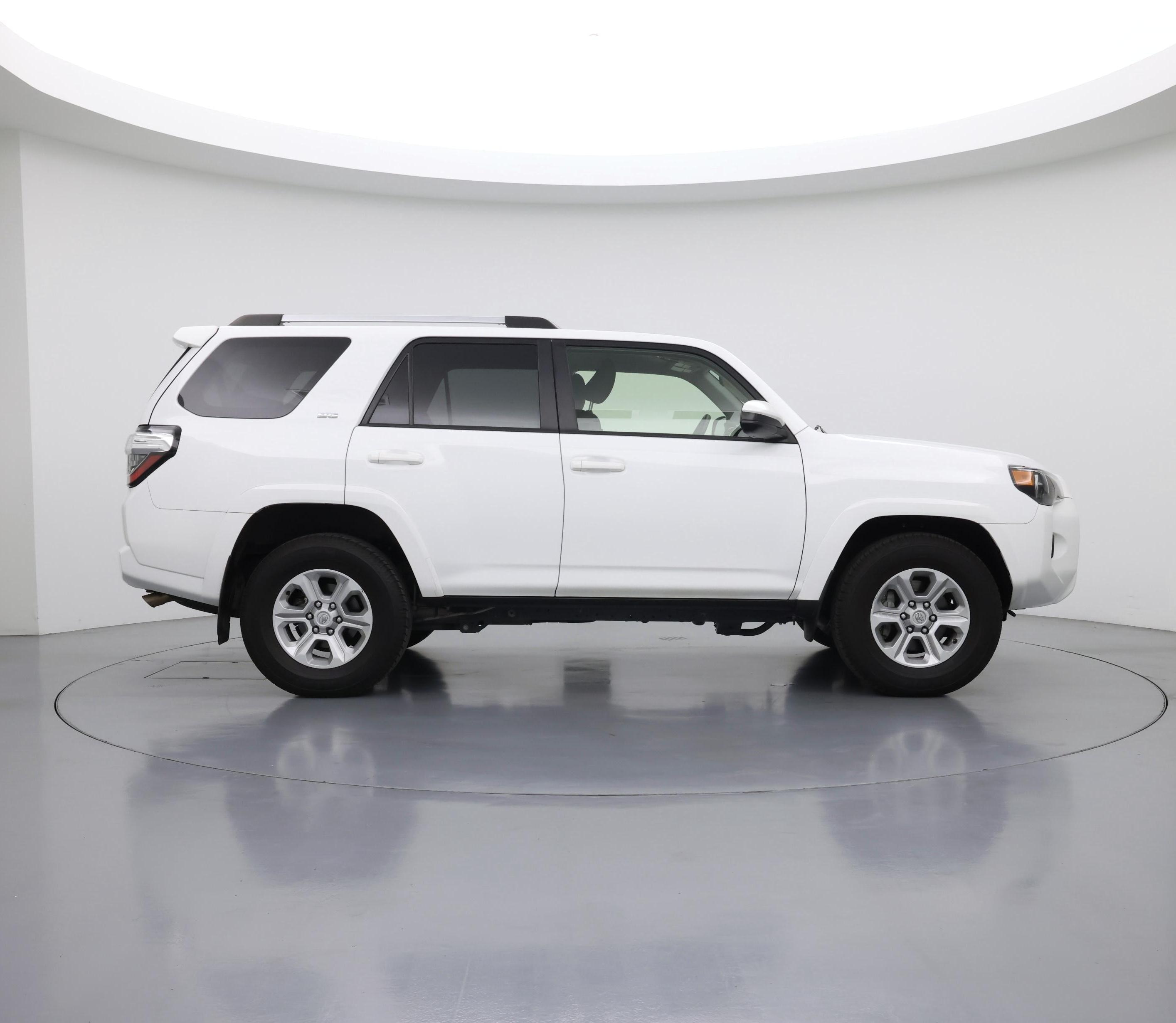Thumbnail: 2024 Toyota 4Runner - 7