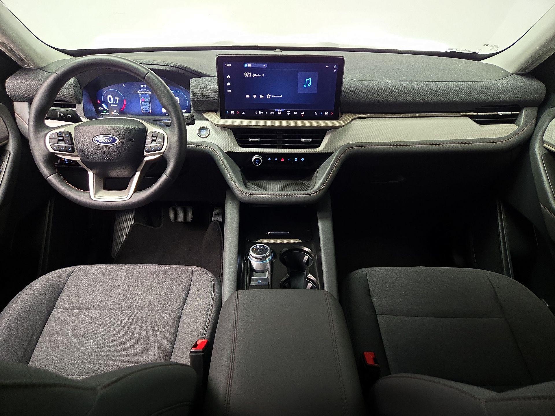 Thumbnail: 2025 Ford Explorer - 9