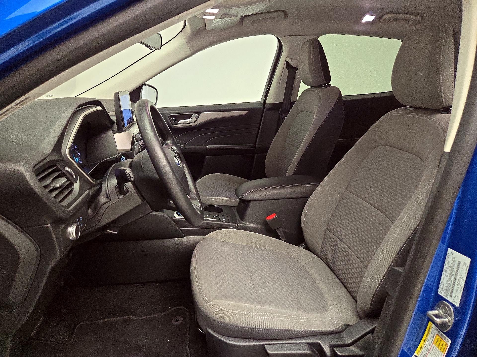 Thumbnail: 2021 Ford Escape - 11