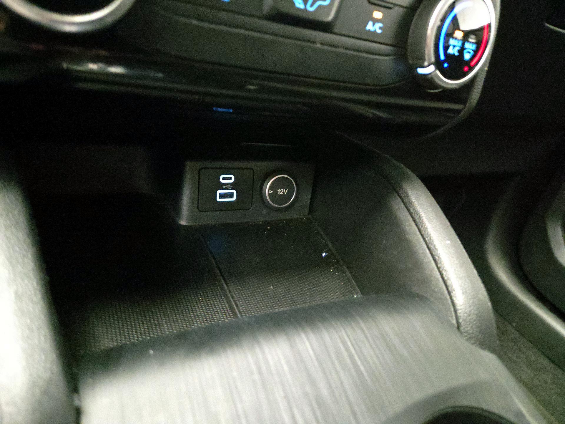 Thumbnail: 2021 Ford Escape - 18