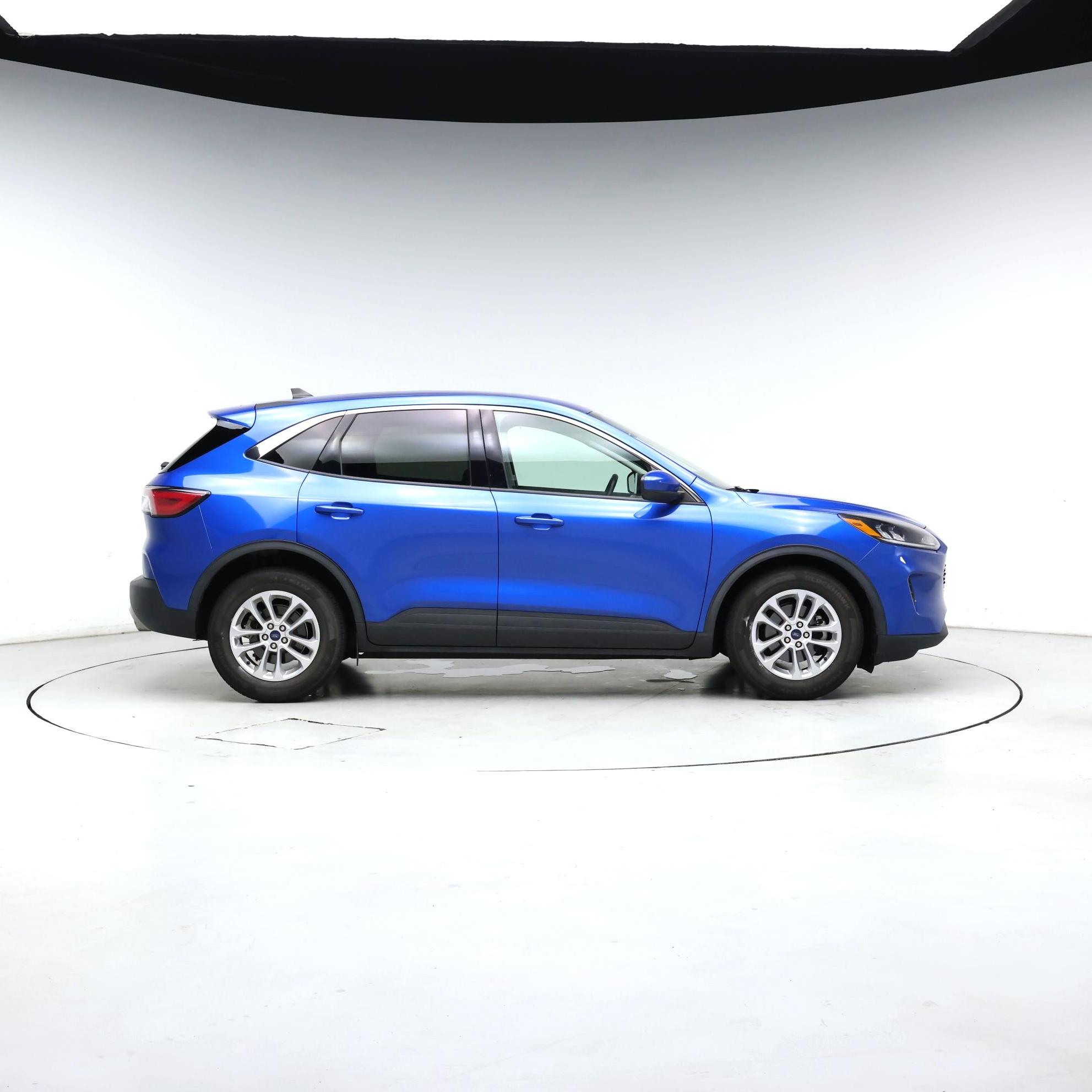 Thumbnail: 2021 Ford Escape - 7