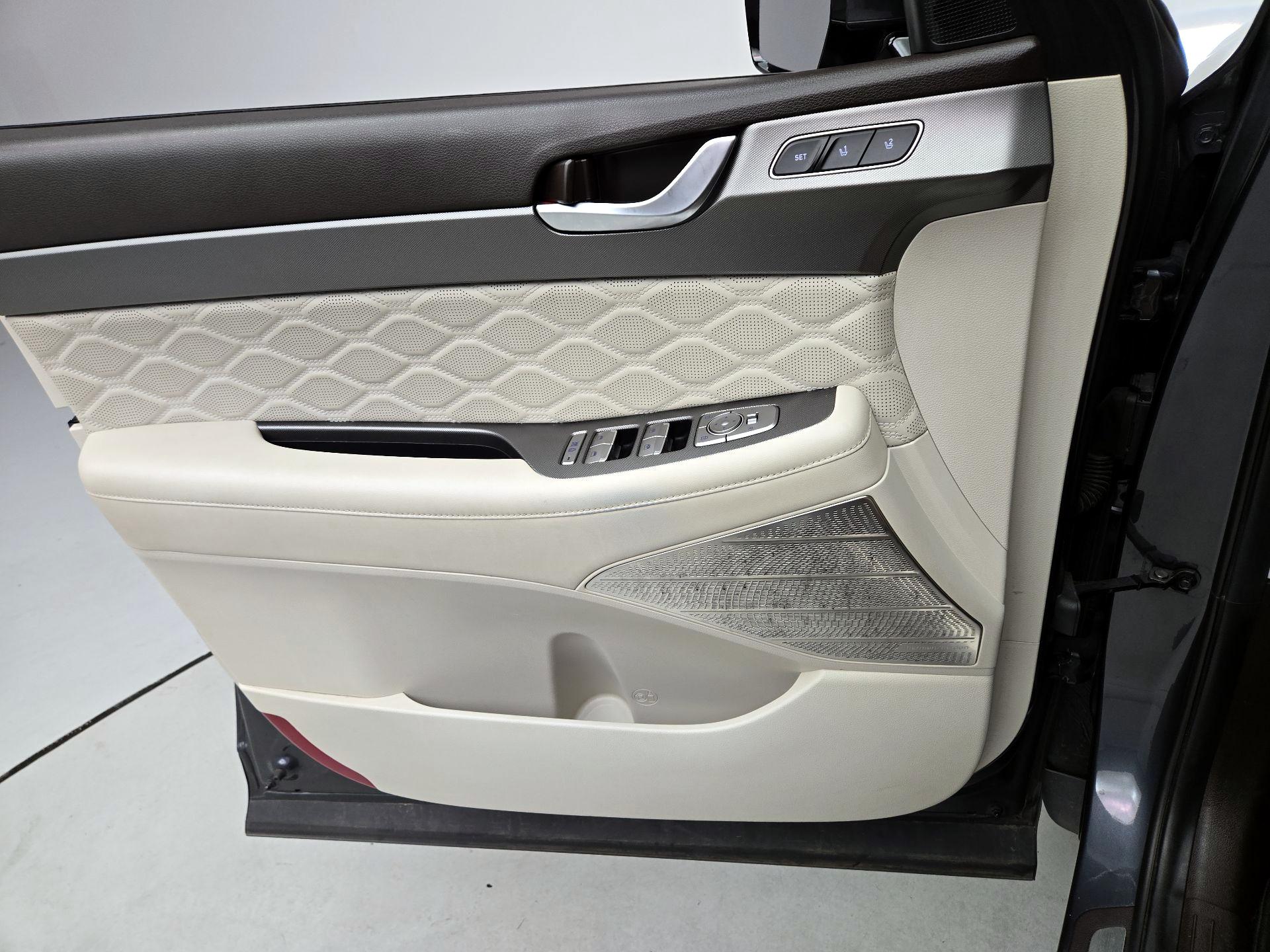Thumbnail: 2020 Hyundai Palisade - 12