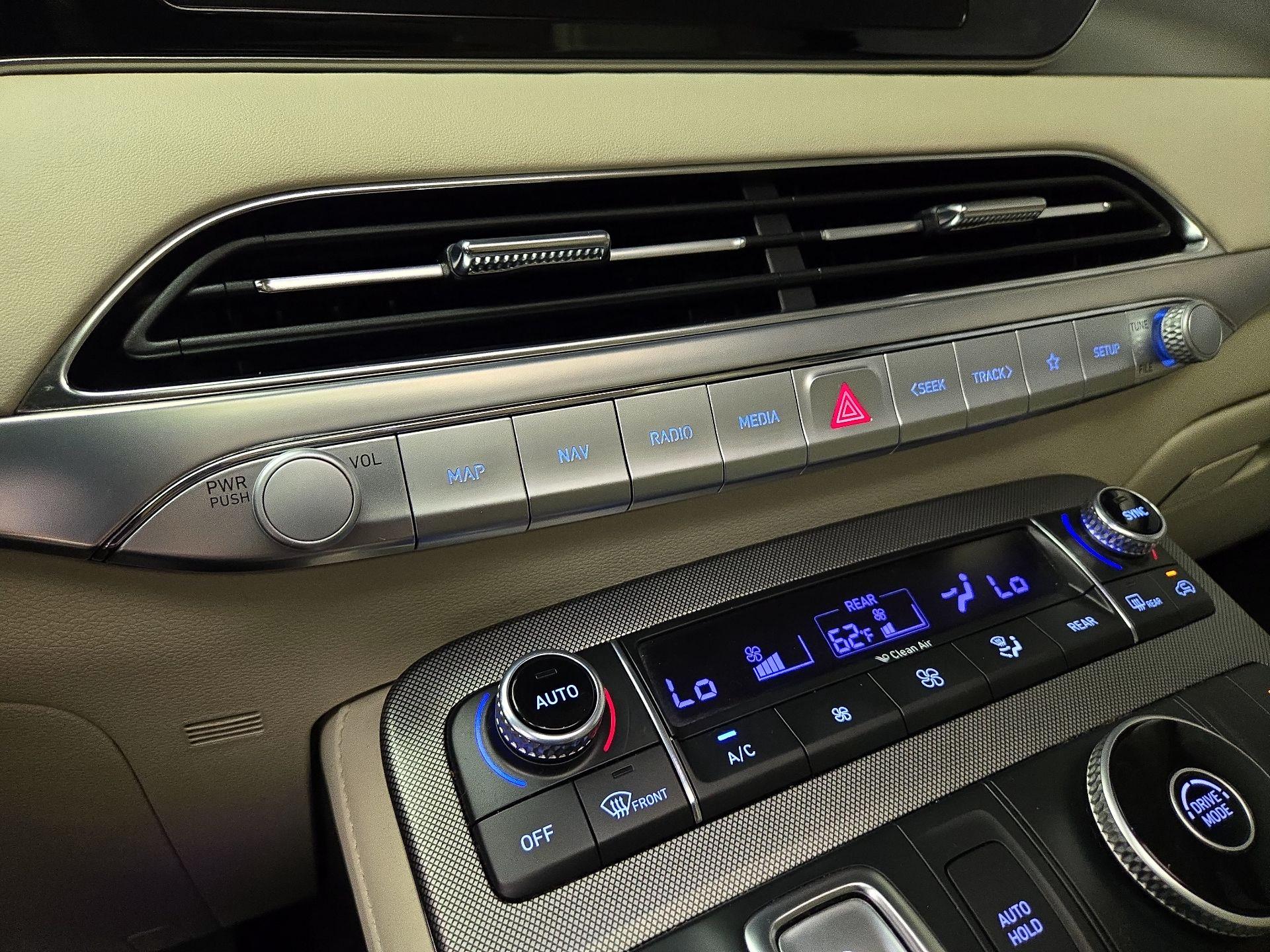 Thumbnail: 2020 Hyundai Palisade - 17