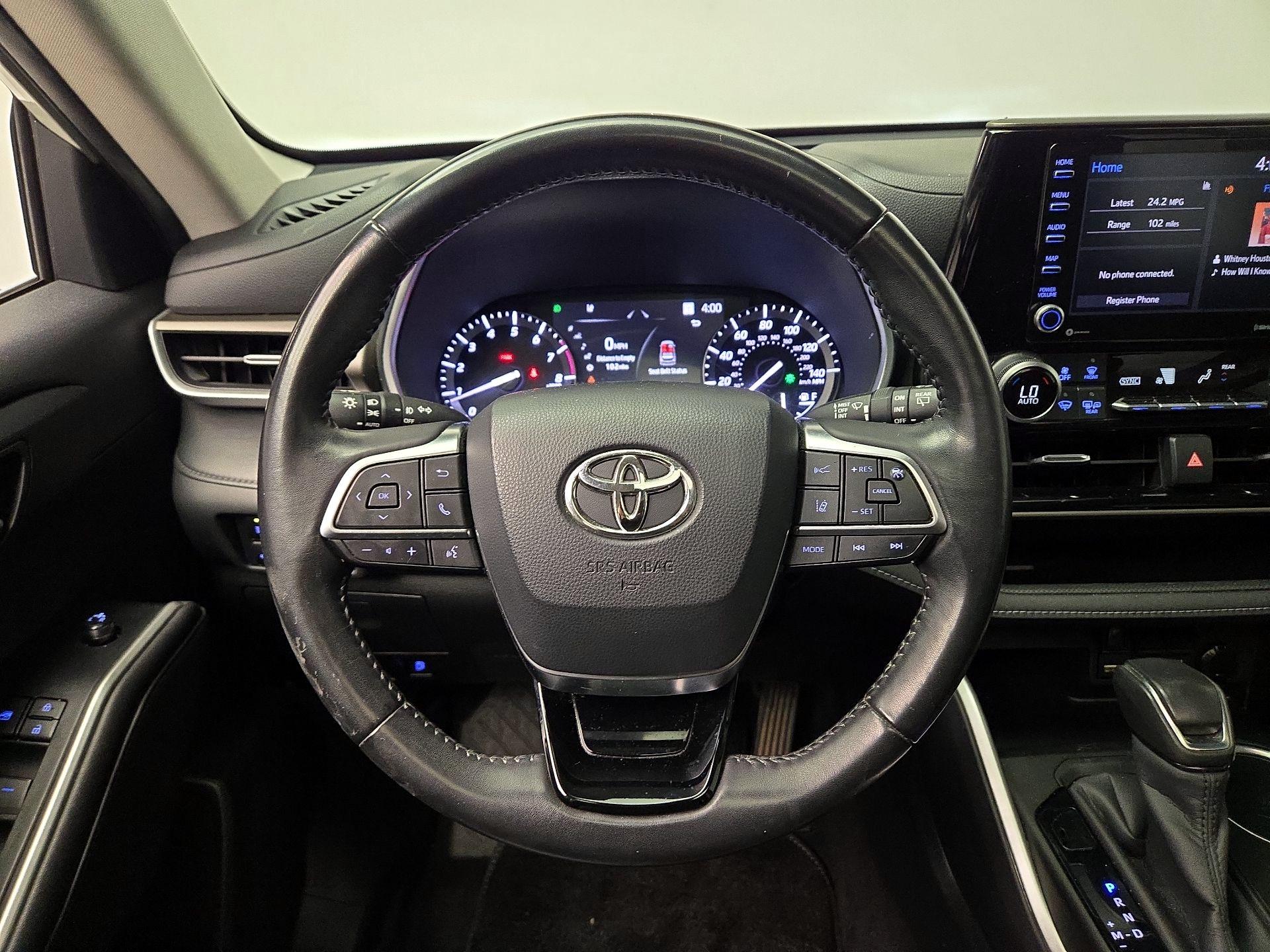 Thumbnail: 2020 Toyota Highlander - 10