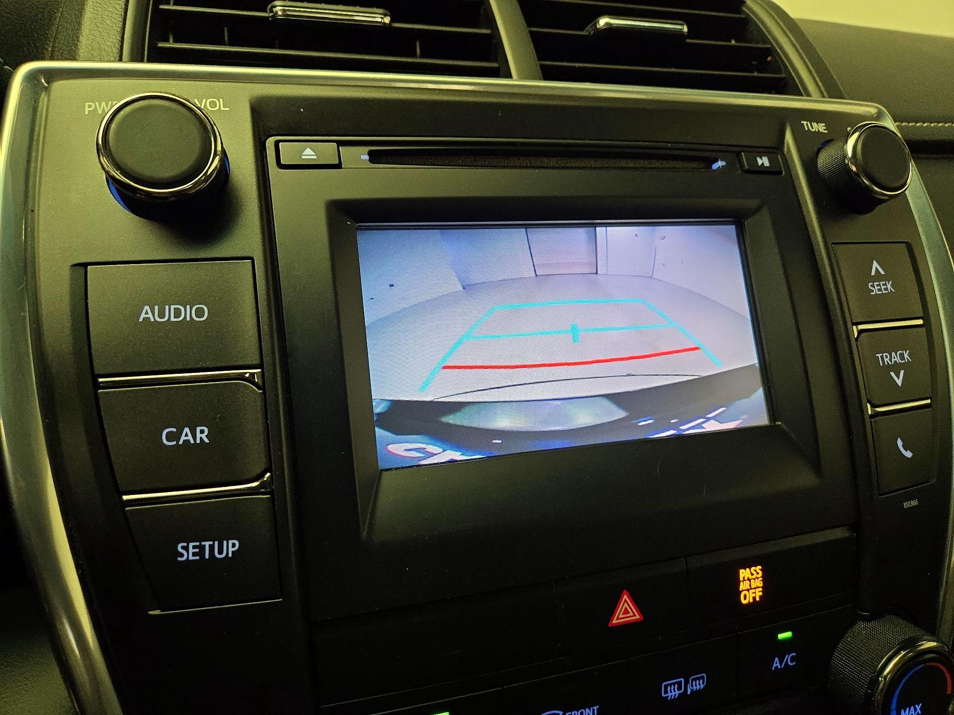 Thumbnail: 2017 Toyota Camry - 14