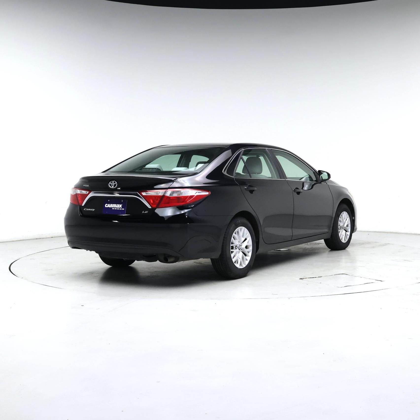 Thumbnail: 2017 Toyota Camry - 8