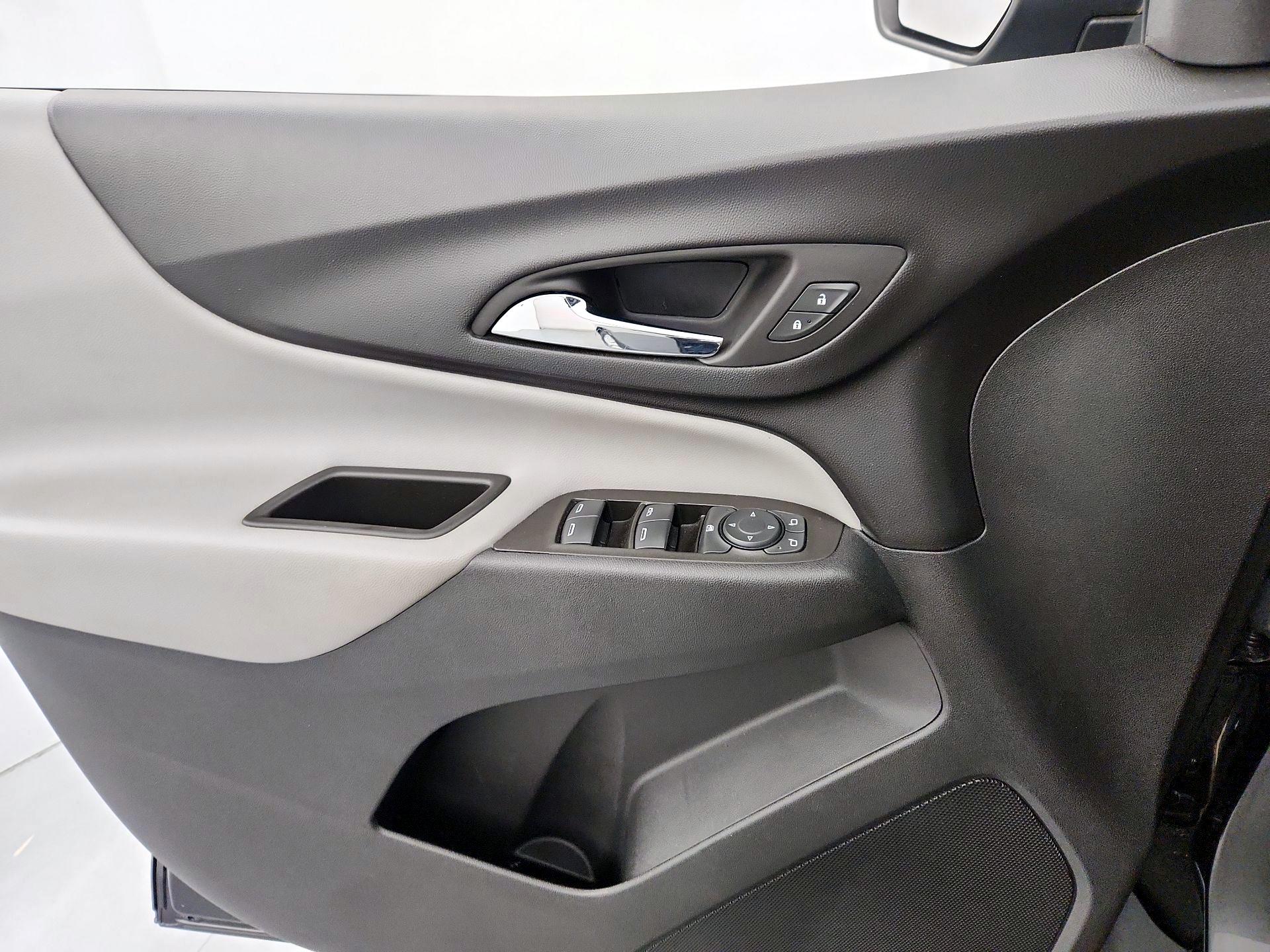 Thumbnail: 2023 Chevrolet Equinox - 12