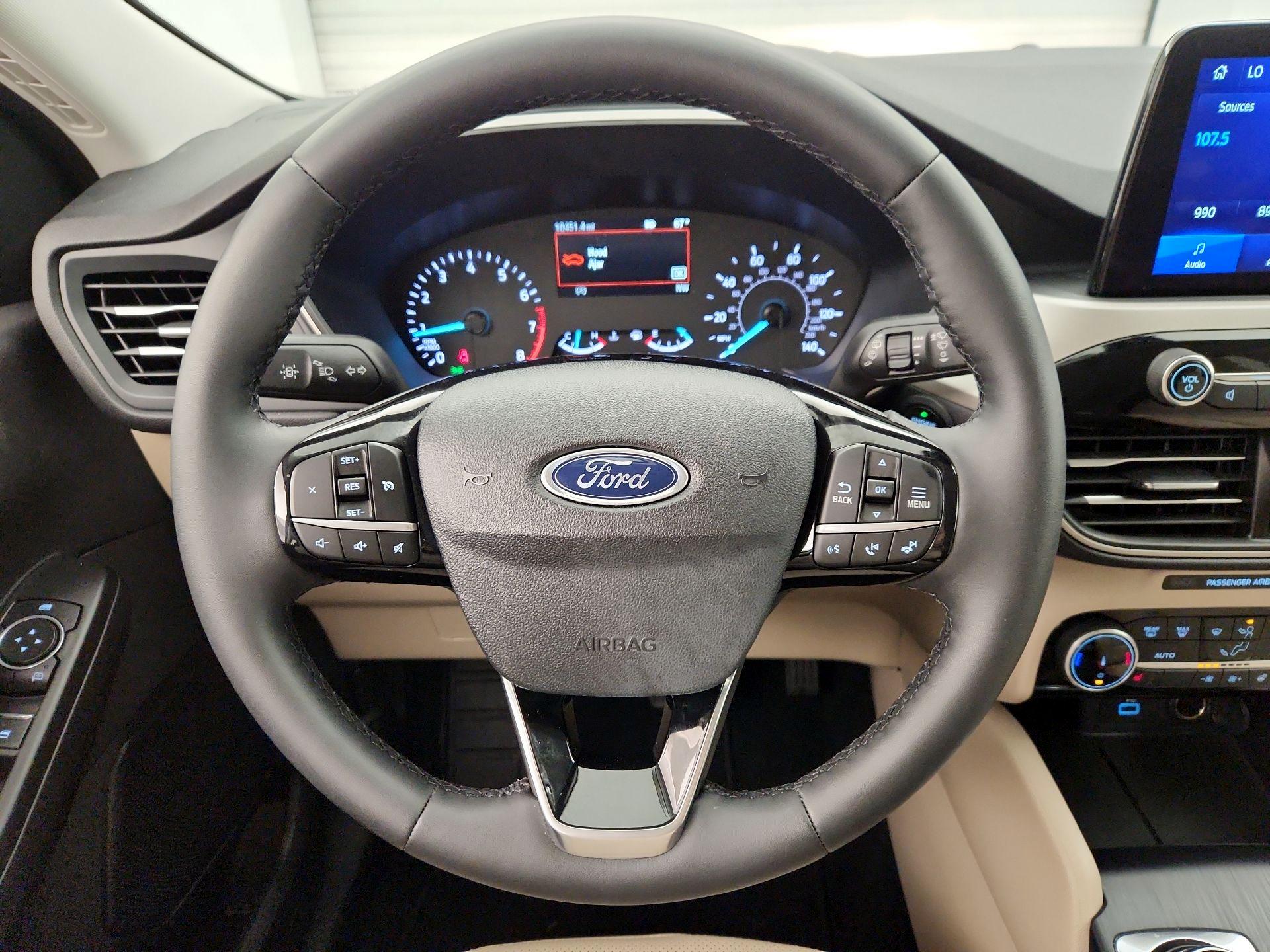 Thumbnail: 2022 Ford Escape - 10