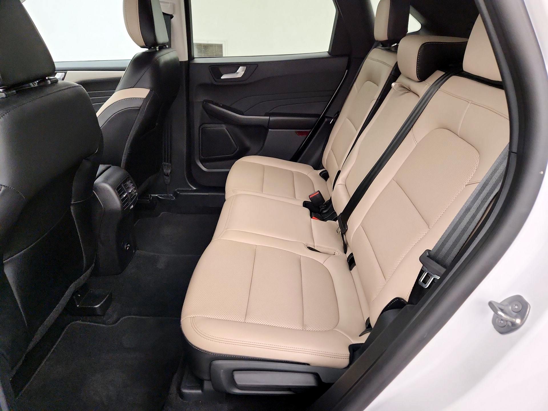 Thumbnail: 2022 Ford Escape - 19