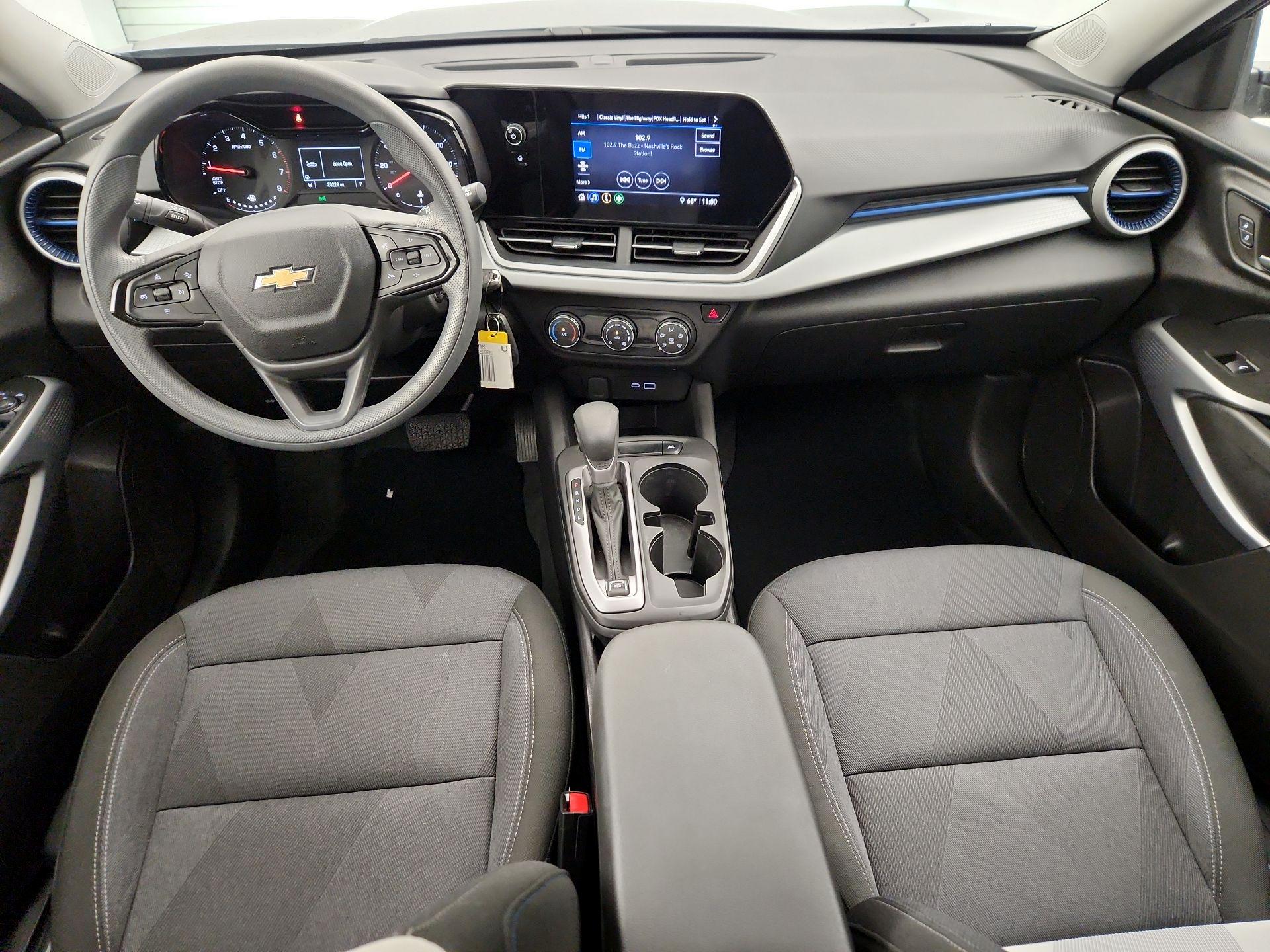 Thumbnail: 2024 Chevrolet Trax - 9