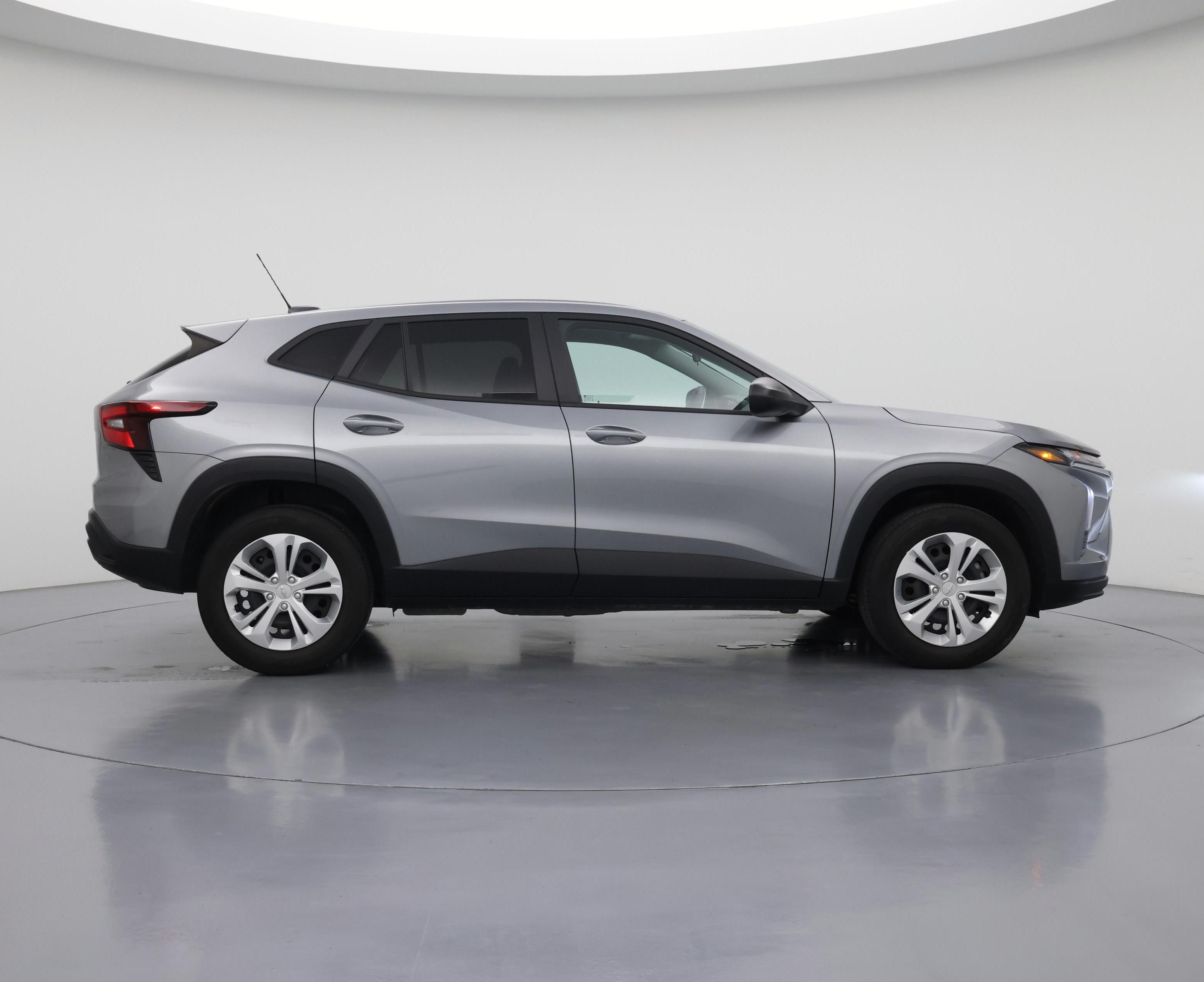 Thumbnail: 2024 Chevrolet Trax - 7
