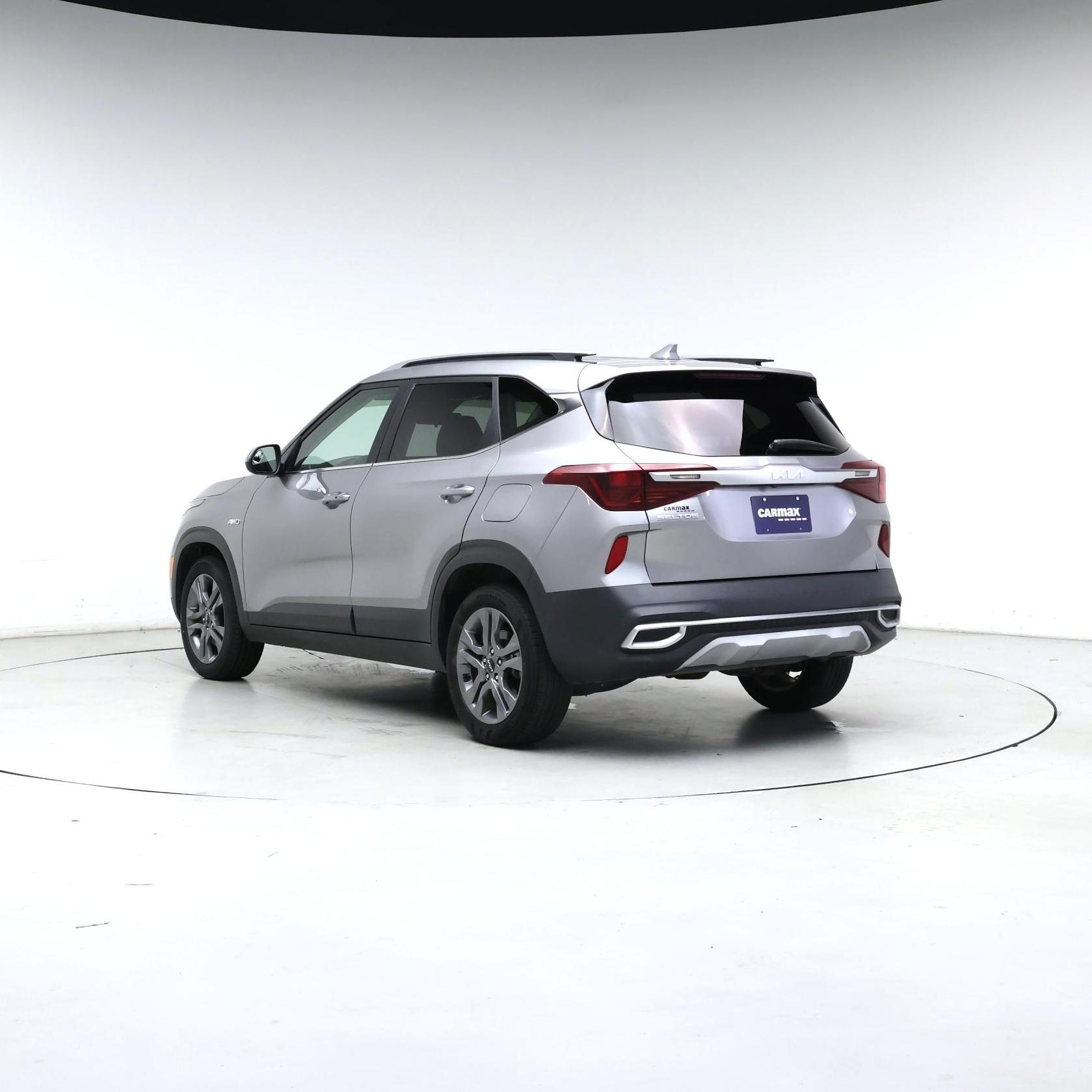 Thumbnail: 2022 Kia Seltos - 2
