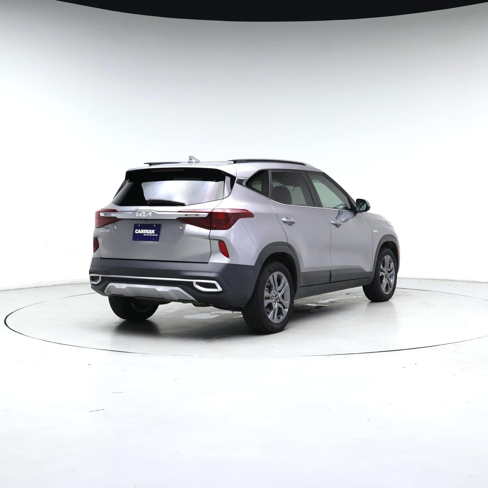 Thumbnail: 2022 Kia Seltos - 8