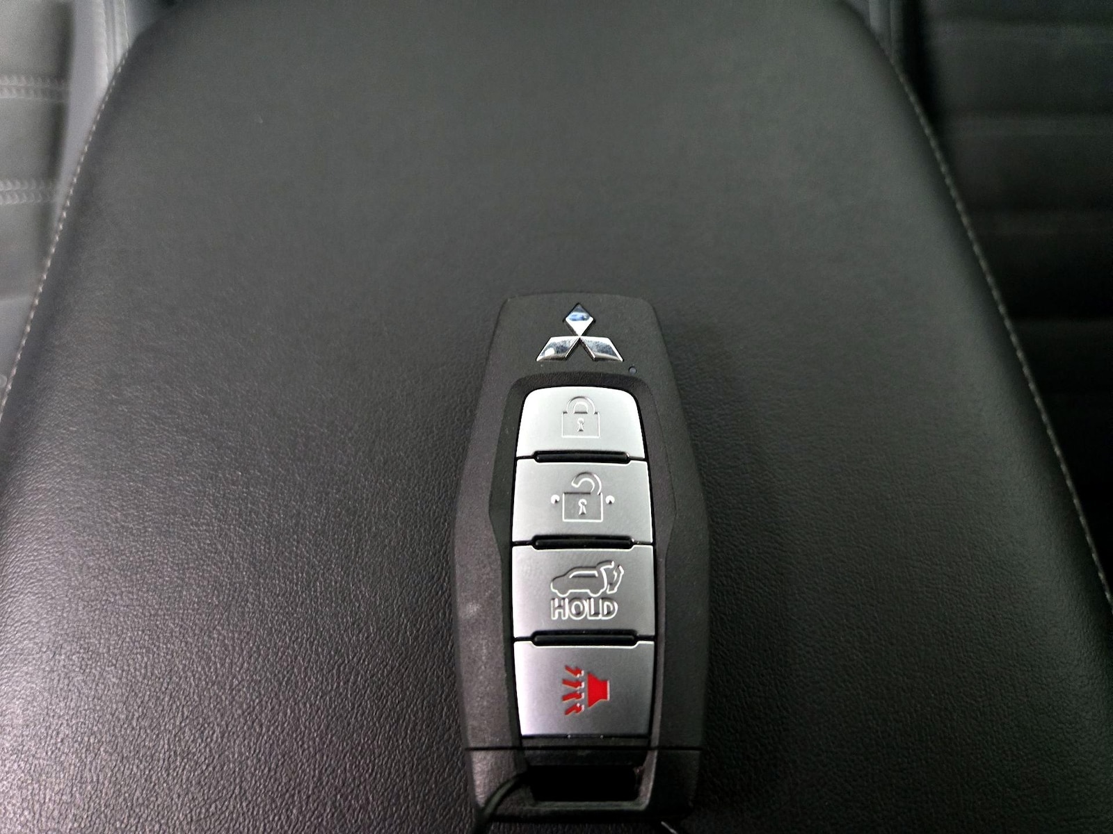 2024 Mitsubishi Outlander SE - Photo 26