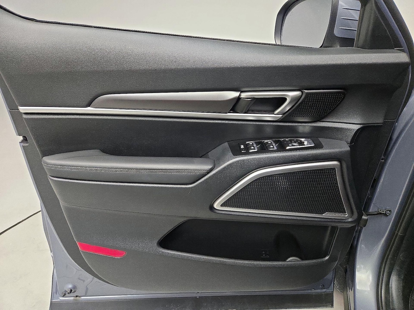 2025 Kia Telluride S - Photo 13