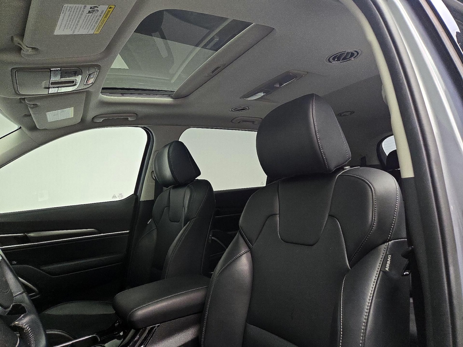 2025 Kia Telluride S - Photo 21