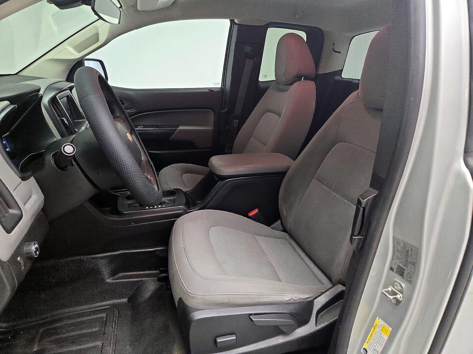 Power Seat(s) & Side Airbags