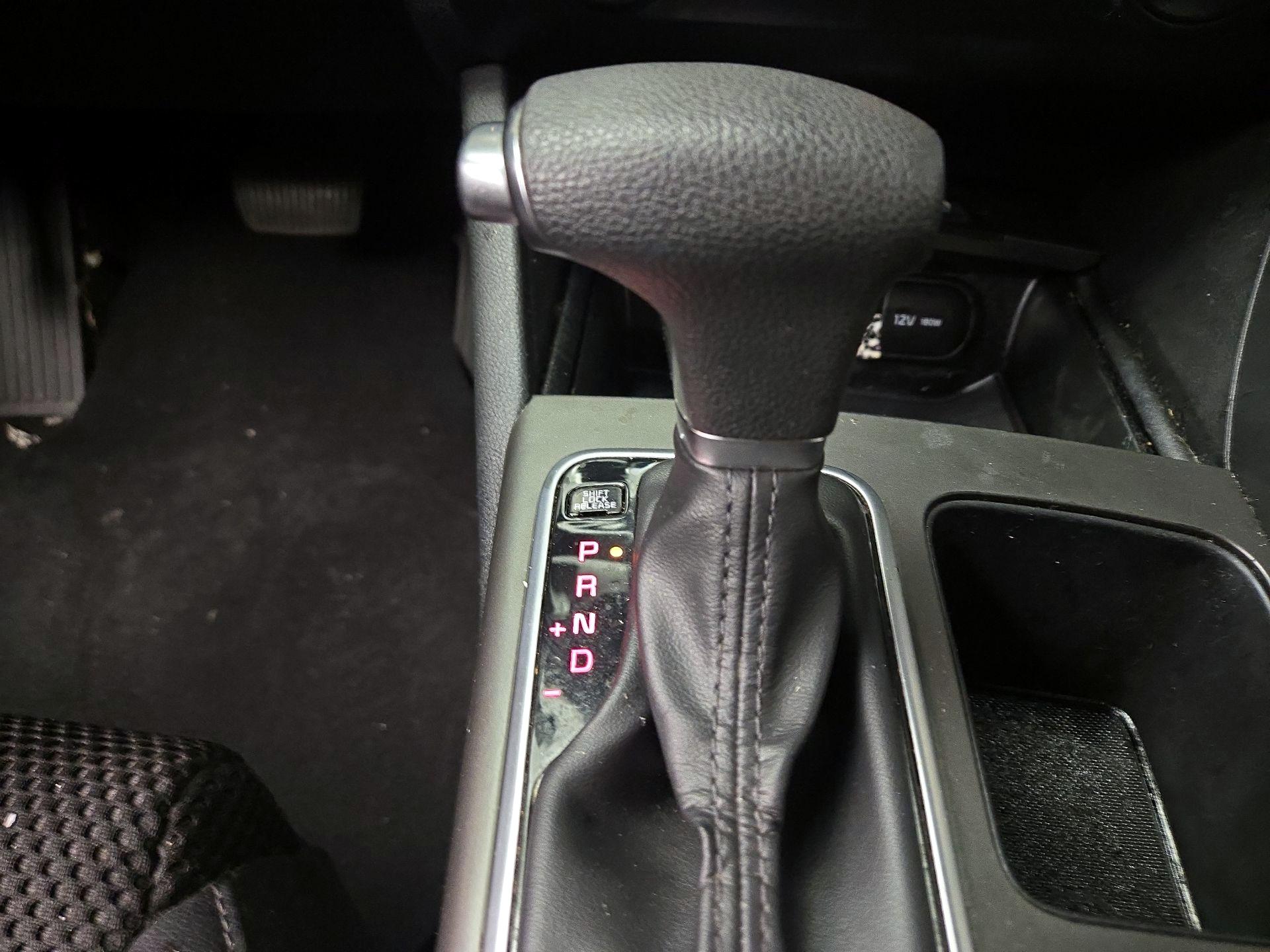 Thumbnail: 2019 Kia Optima - 17