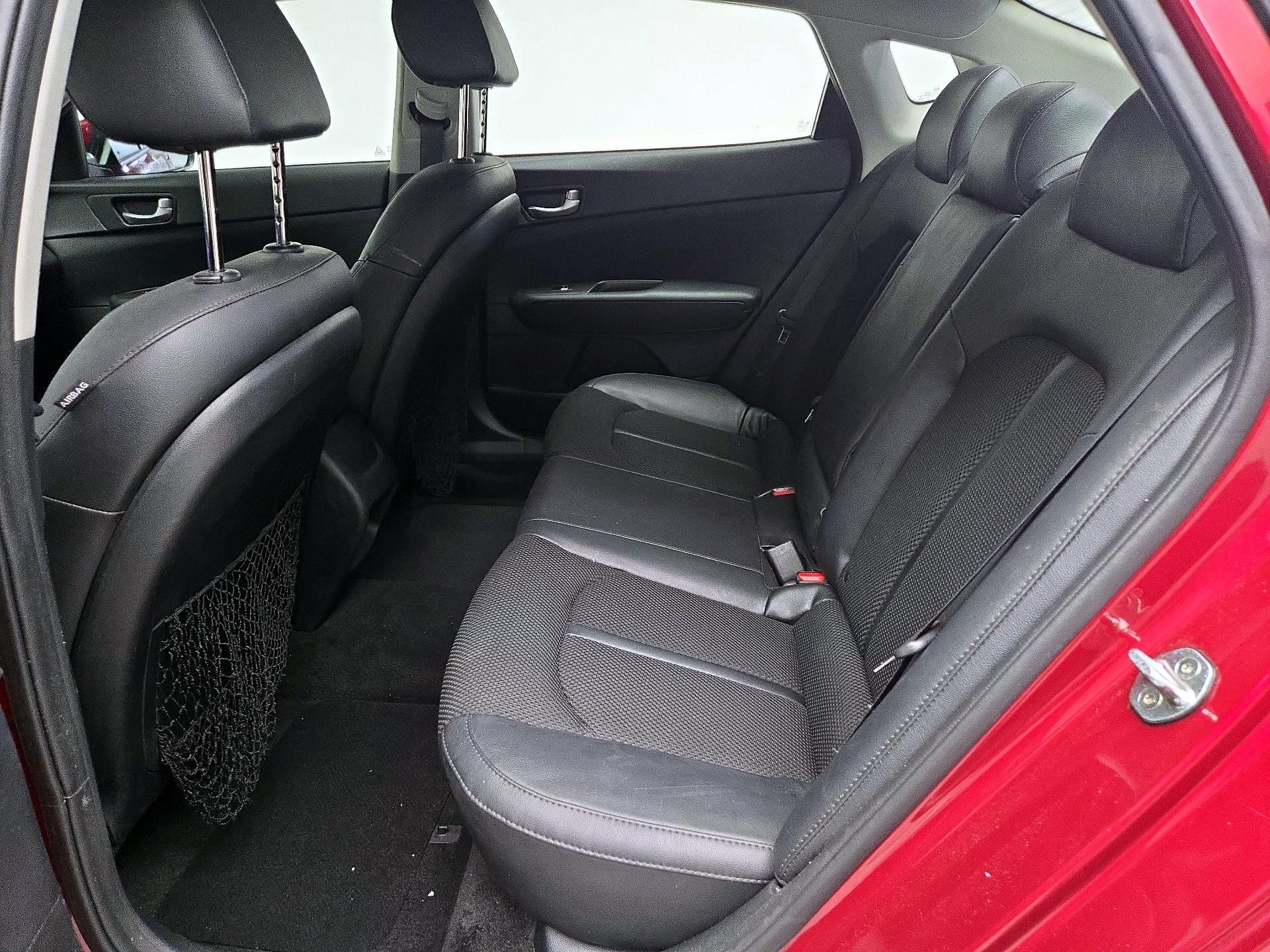 Thumbnail: 2019 Kia Optima - 19