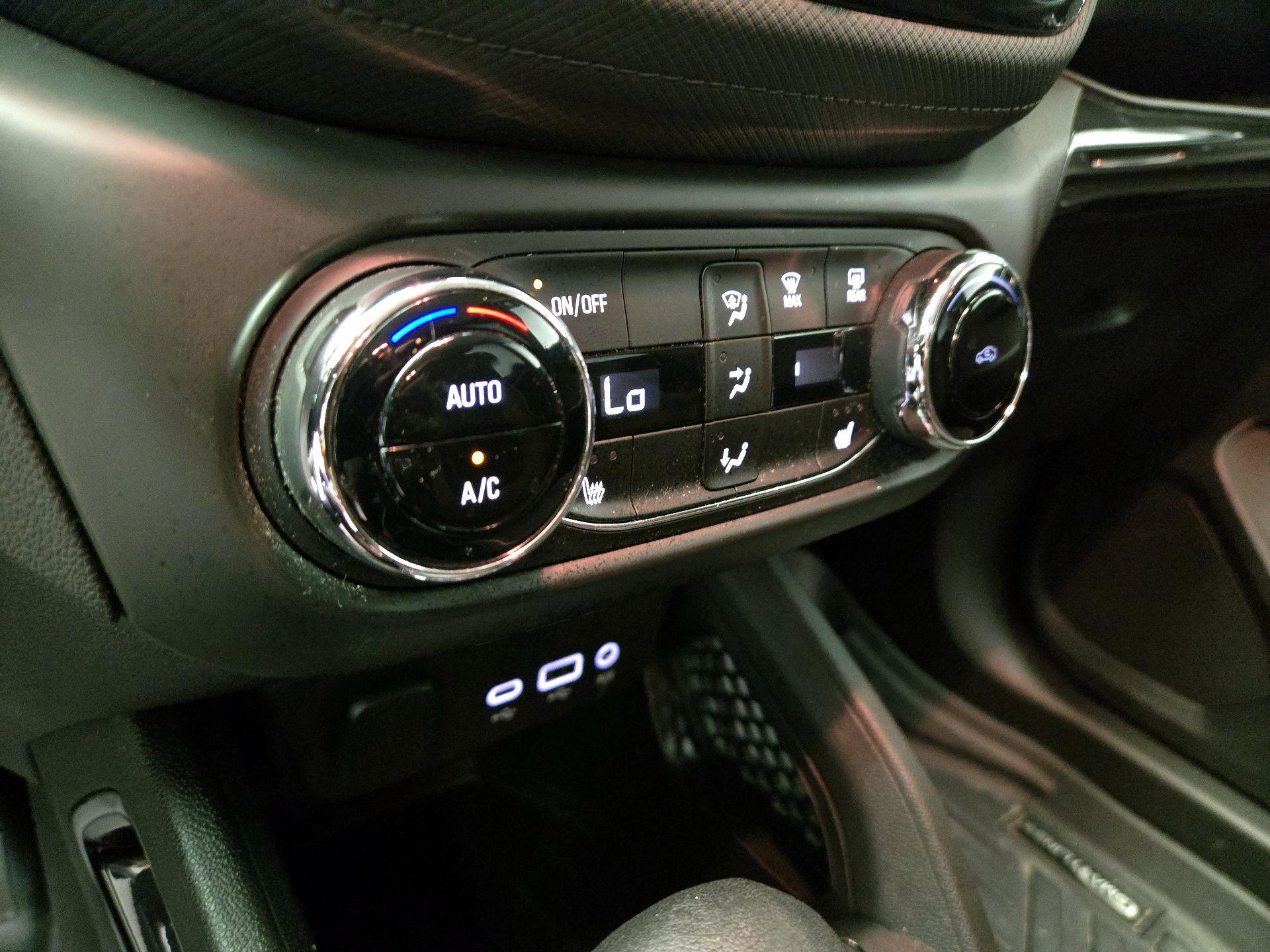 Thumbnail: 2021 Chevrolet TrailBlazer - 16