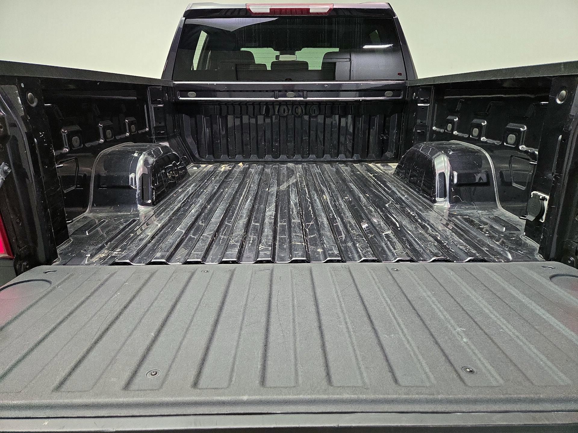 Thumbnail: 2023 Chevrolet Silverado 1500 - 20