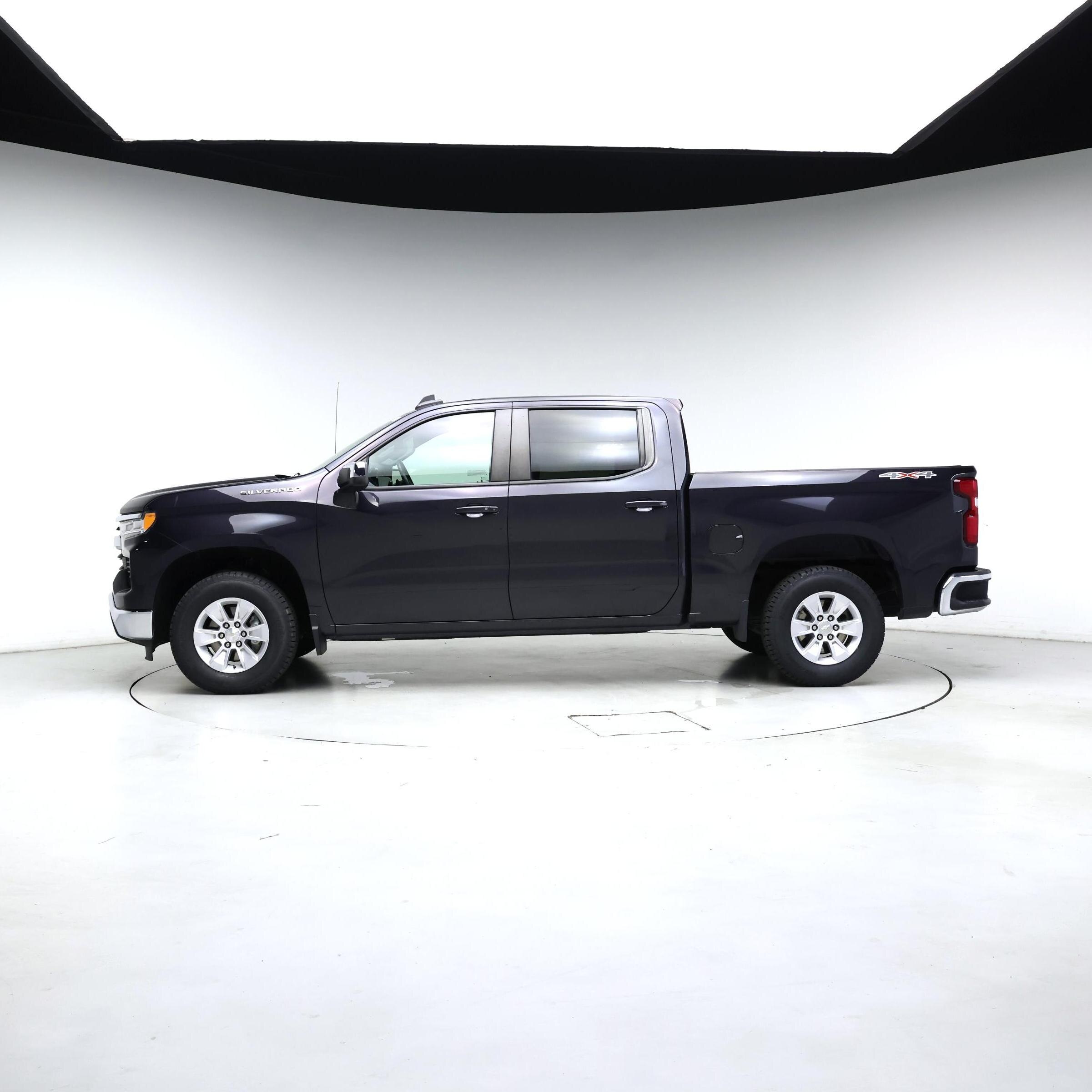 Thumbnail: 2023 Chevrolet Silverado 1500 - 3