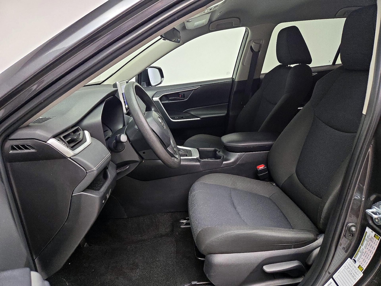 2025 Toyota RAV4 LE - Photo 12
