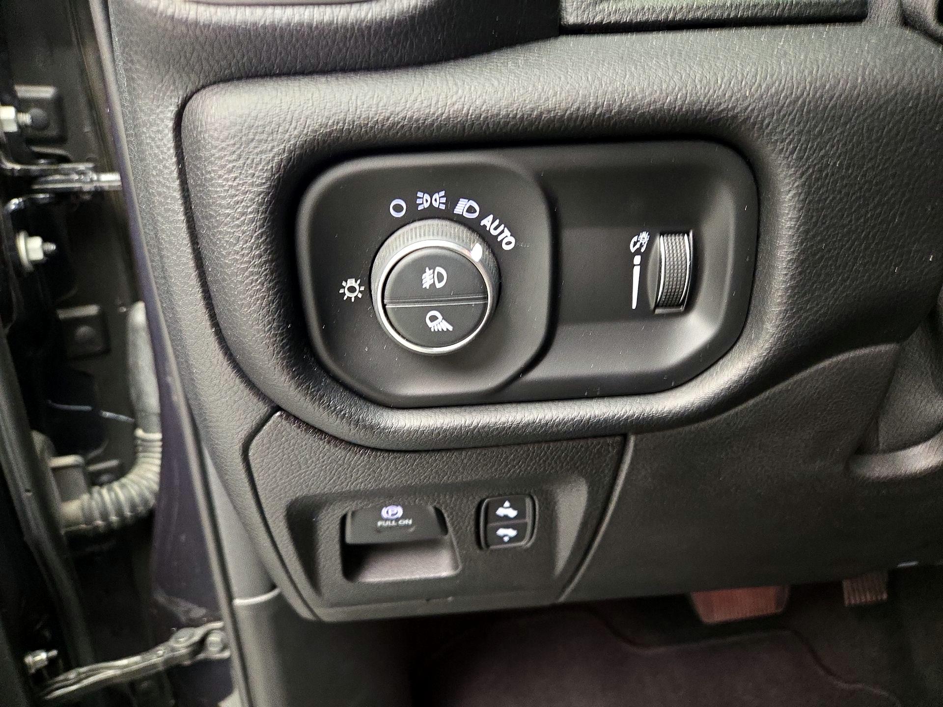 Thumbnail: 2022 RAM 1500 - 13