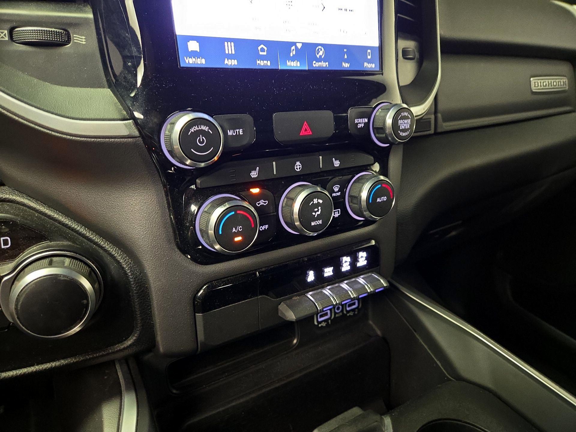 Thumbnail: 2022 RAM 1500 - 17