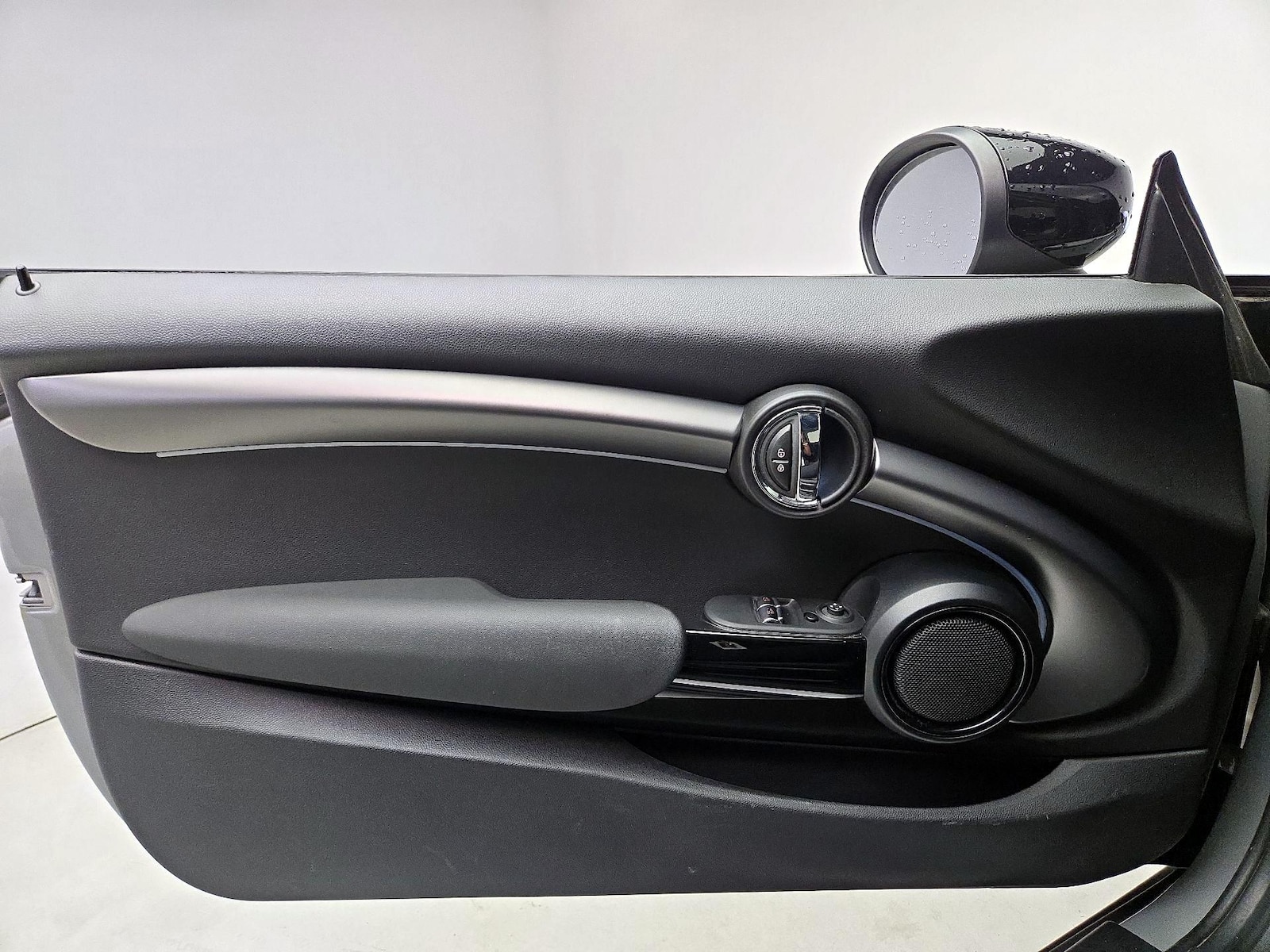 2023 MINI Hardtop 2 Door Base - Photo 13
