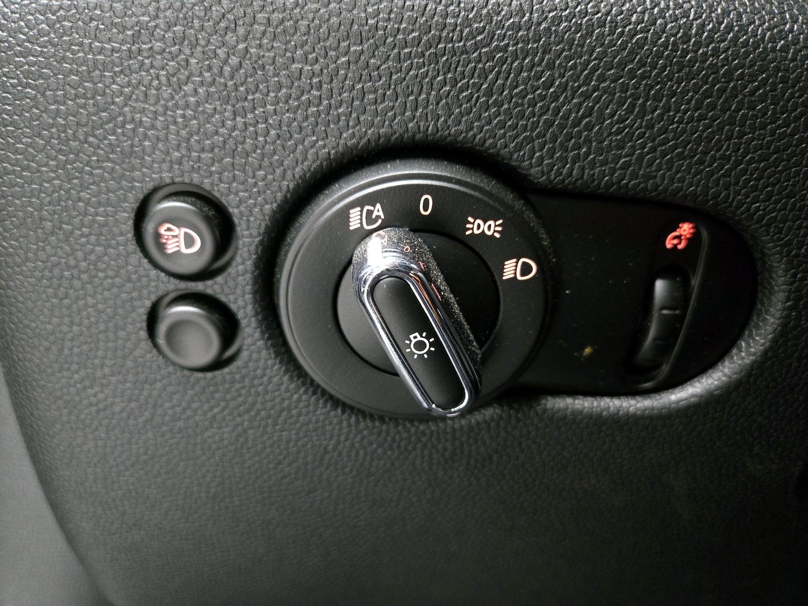 2023 MINI Hardtop 2 Door Base - Photo 14
