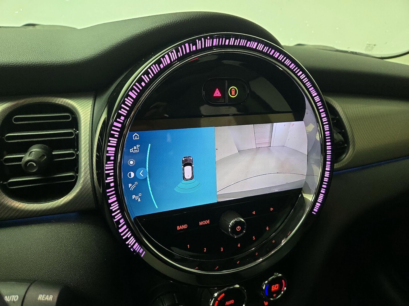 2023 MINI Hardtop 2 Door Base - Photo 15