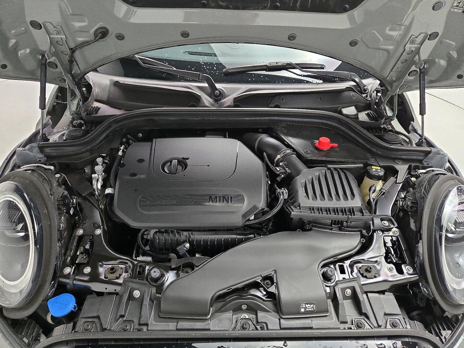 2023 MINI Hardtop 2 Door Base - Photo 23