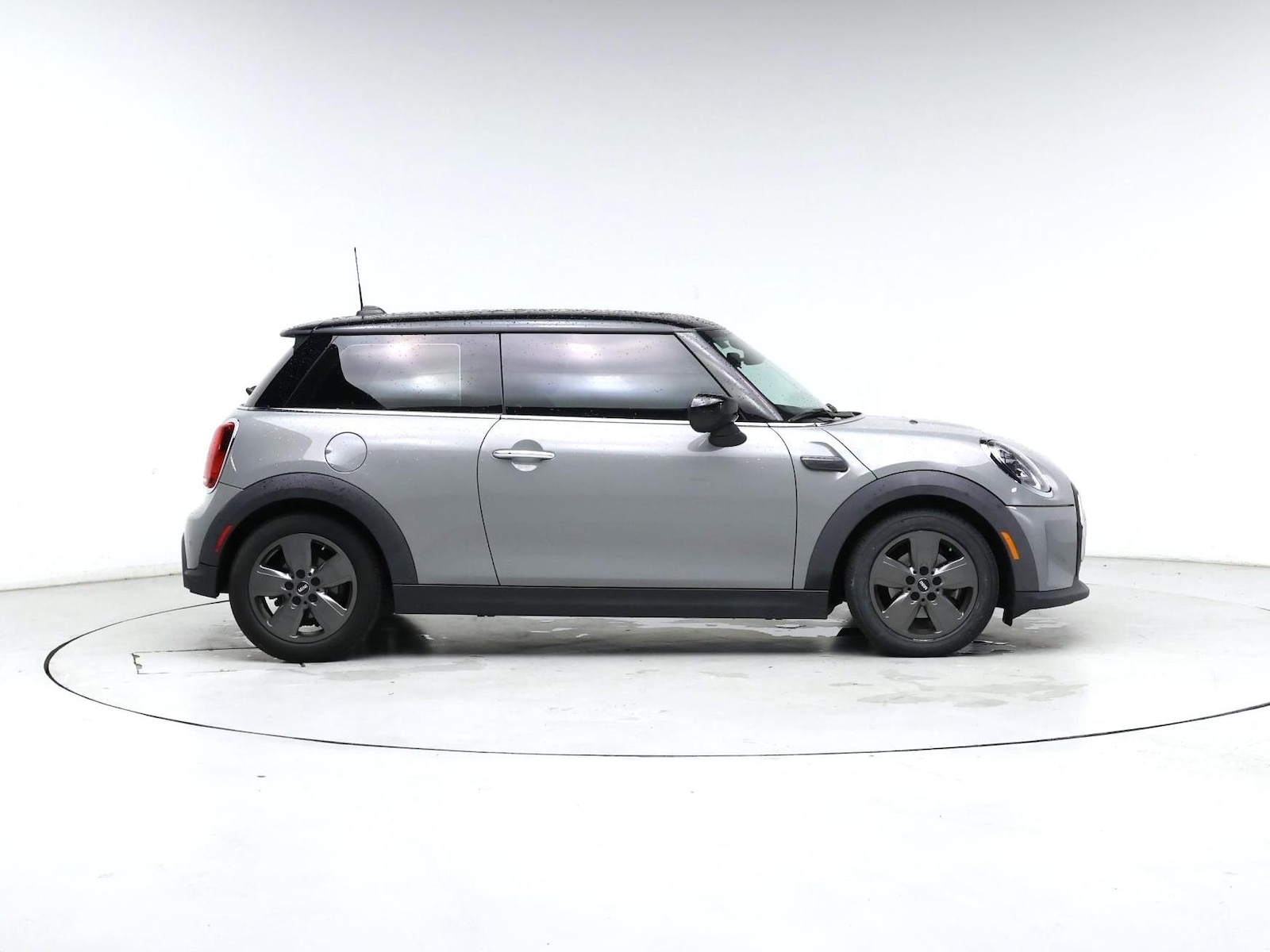 2023 MINI Hardtop 2 Door Base - Photo 8